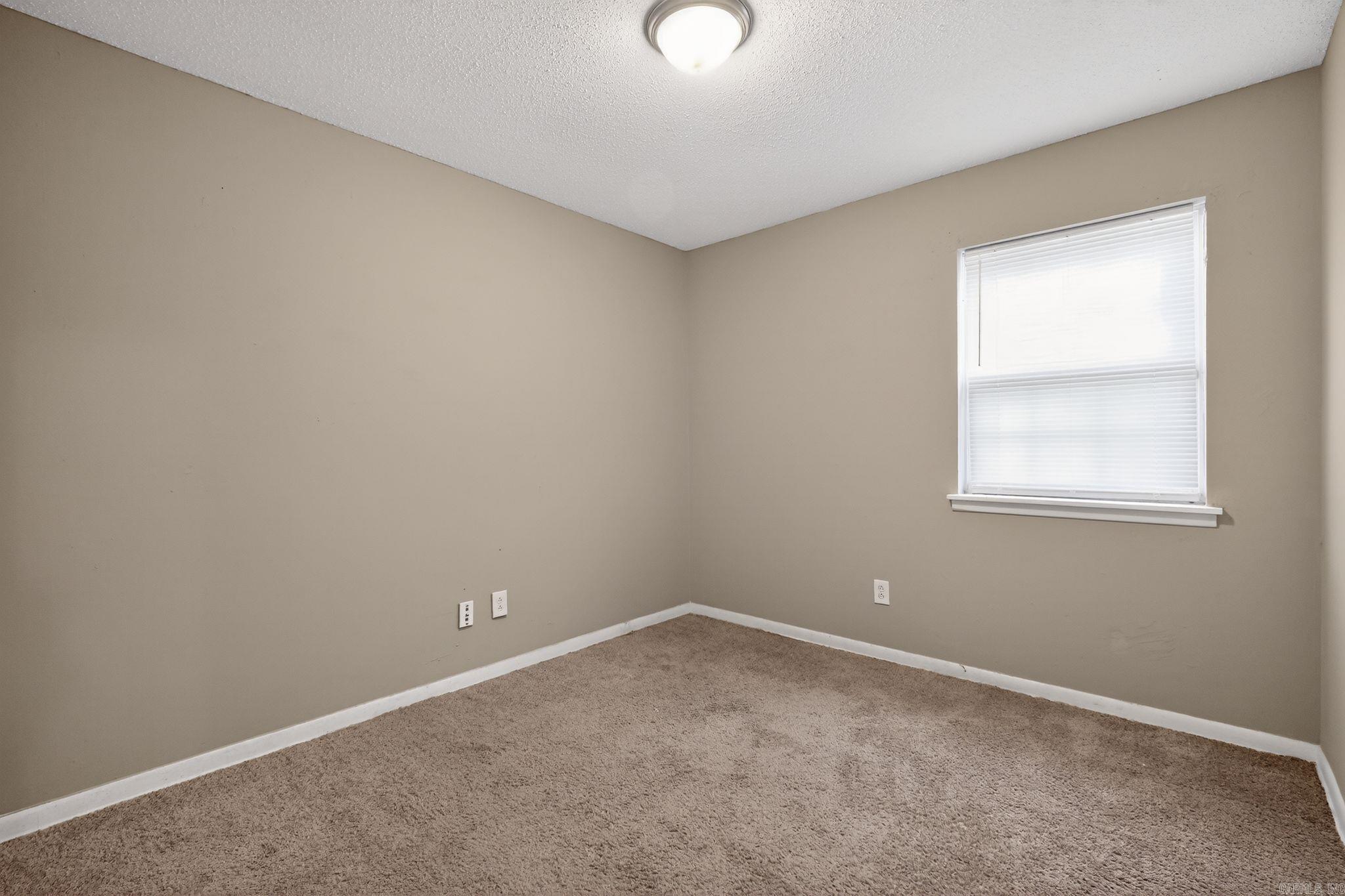 3521 Pinewood Loop Property Photo 21