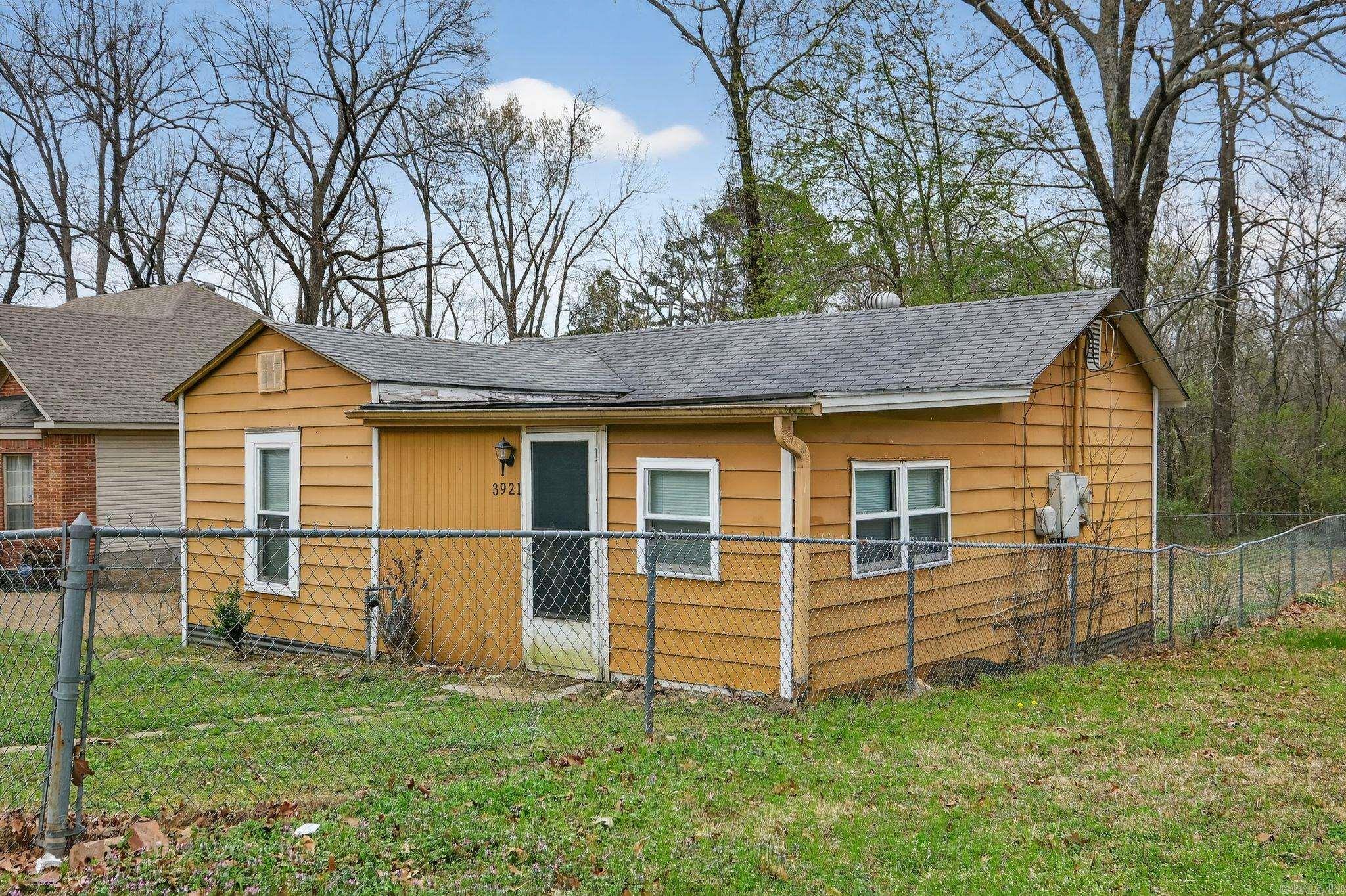 3921 Cobb Street Property Photo 2