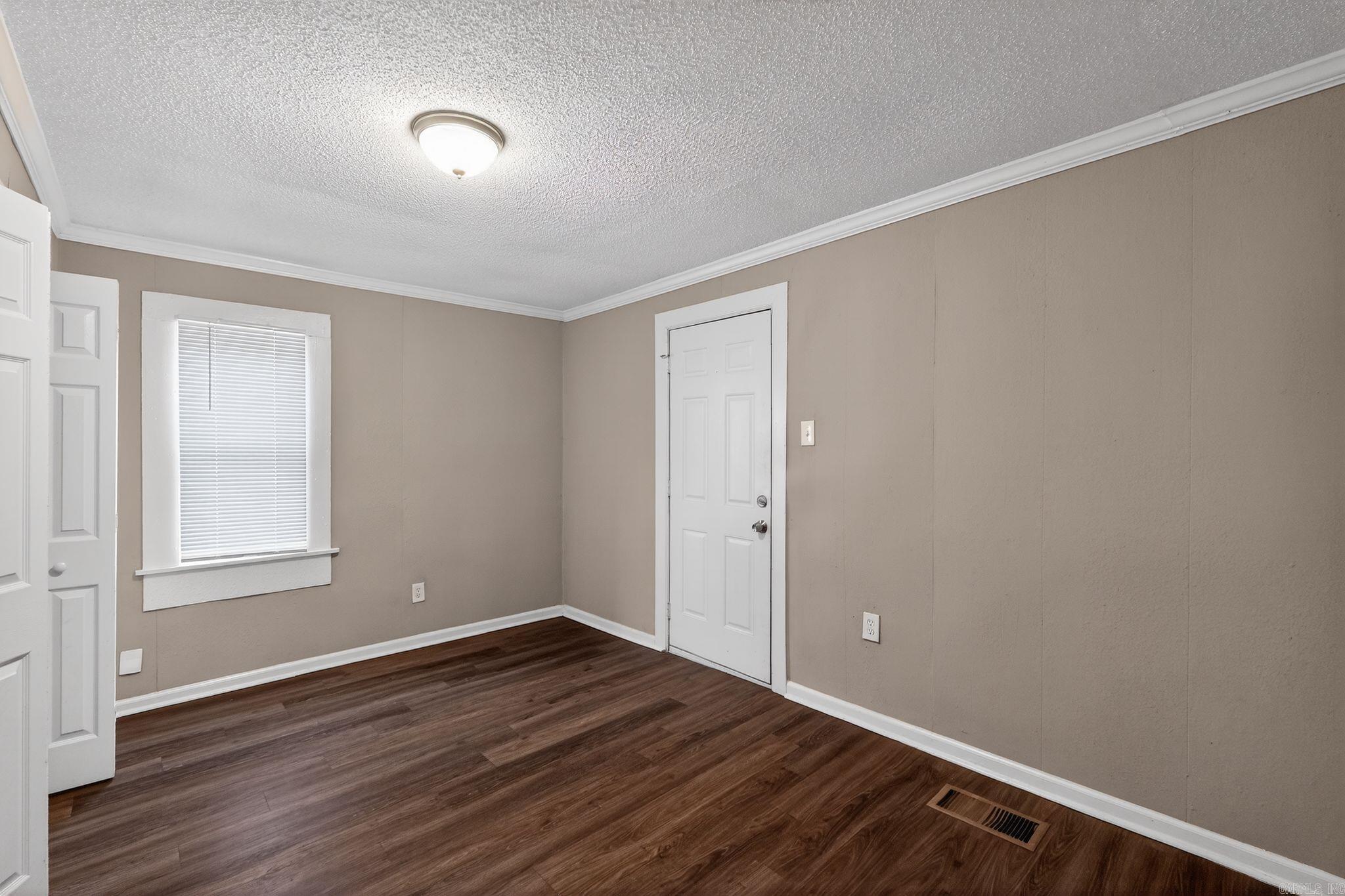 3921 Cobb Street Property Photo 8