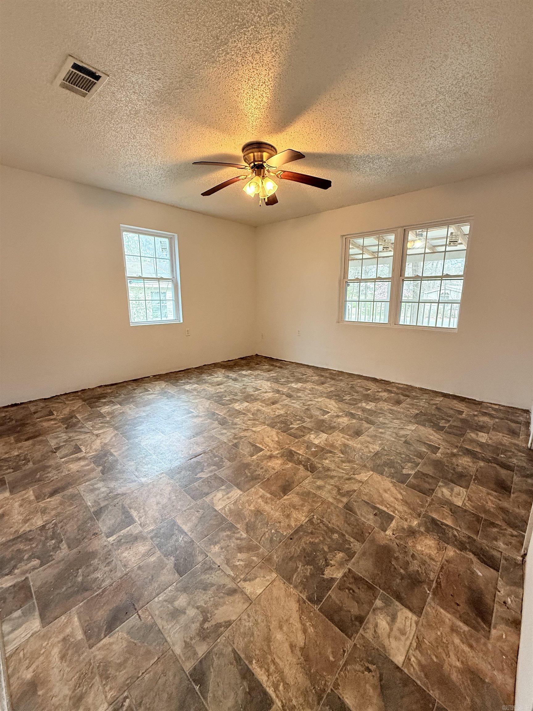 415 S 4th Street Property Photo 13