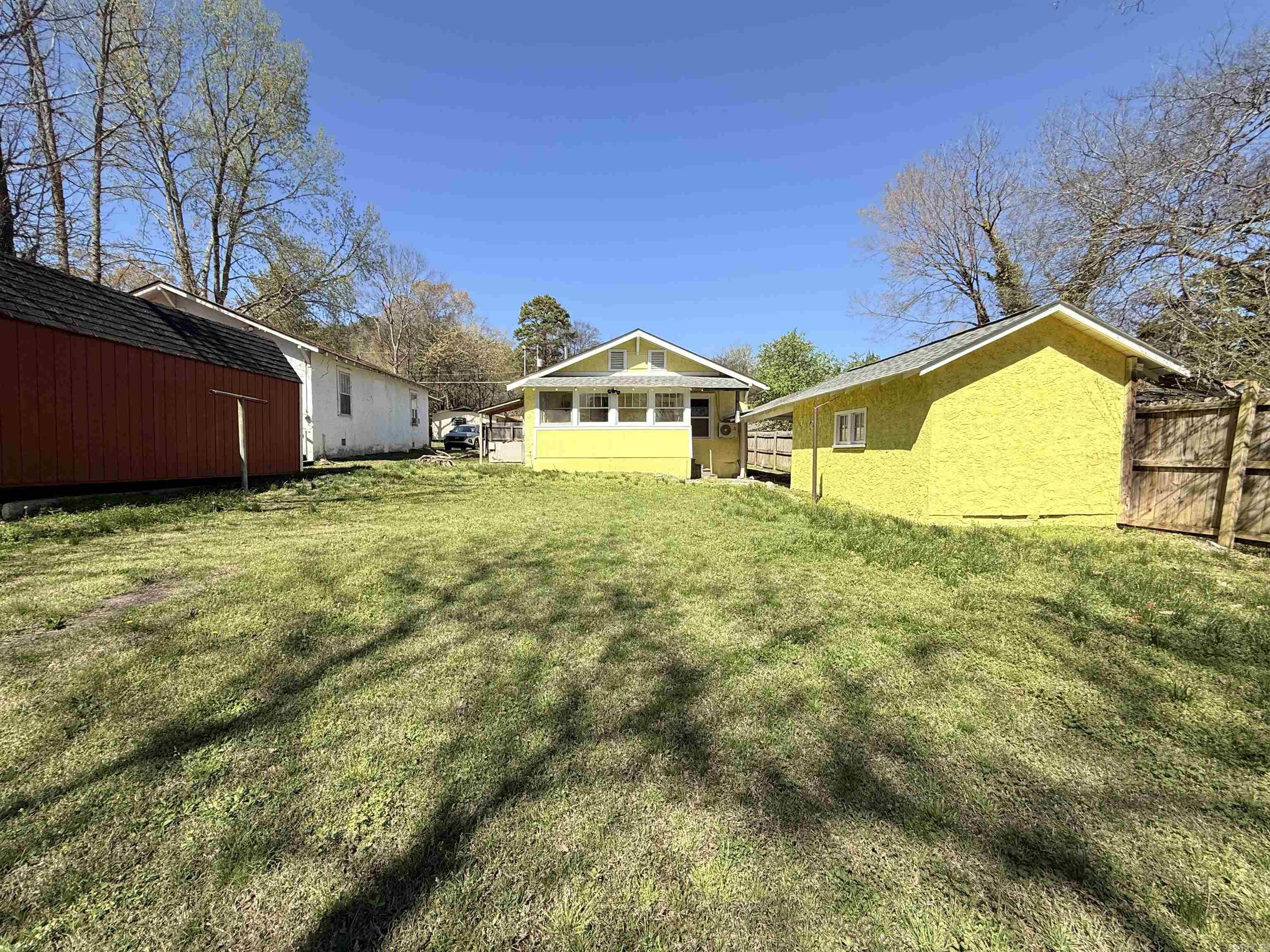 723 Ward Street Property Photo 14