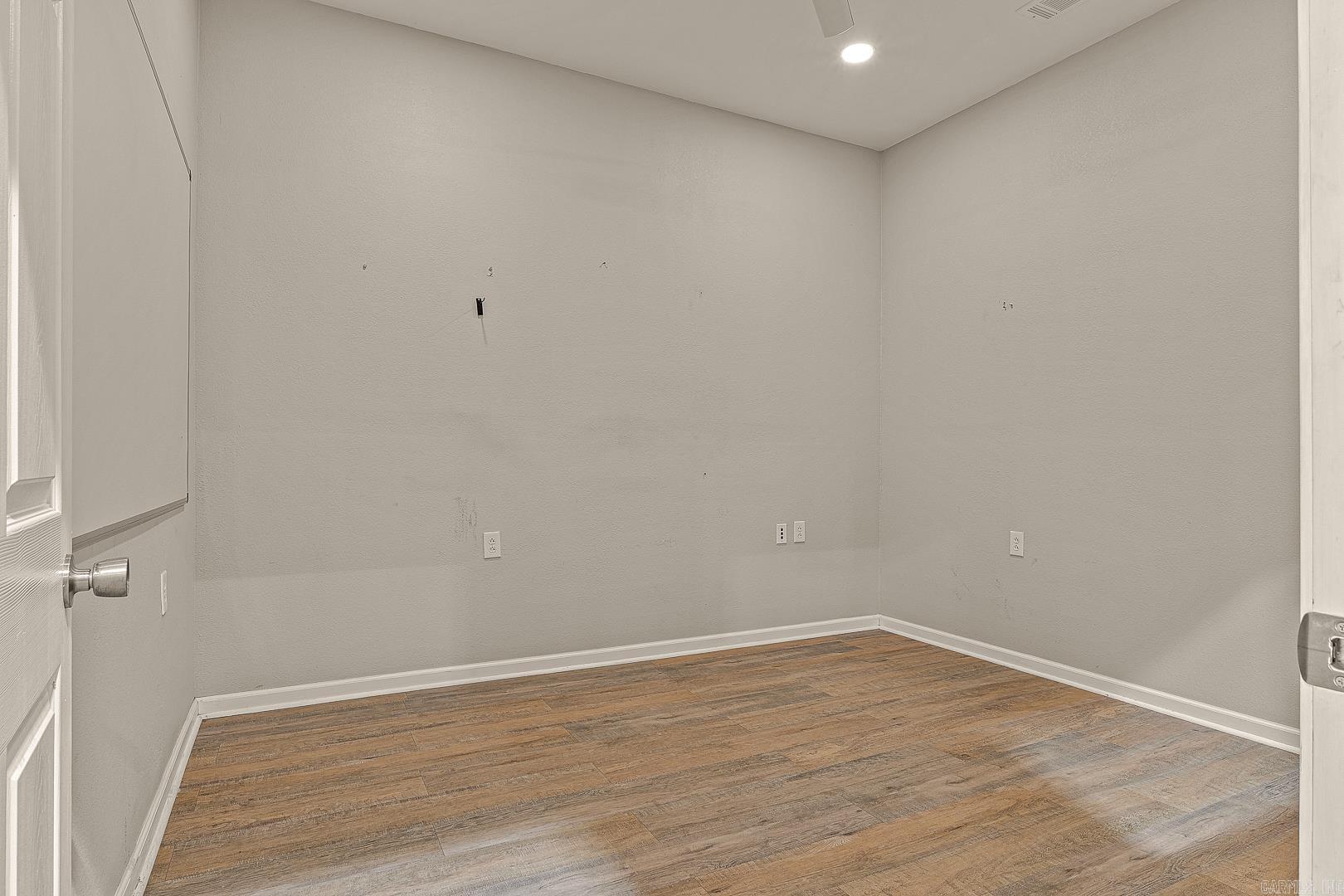 2965 W Keiser Avenue Property Photo 24
