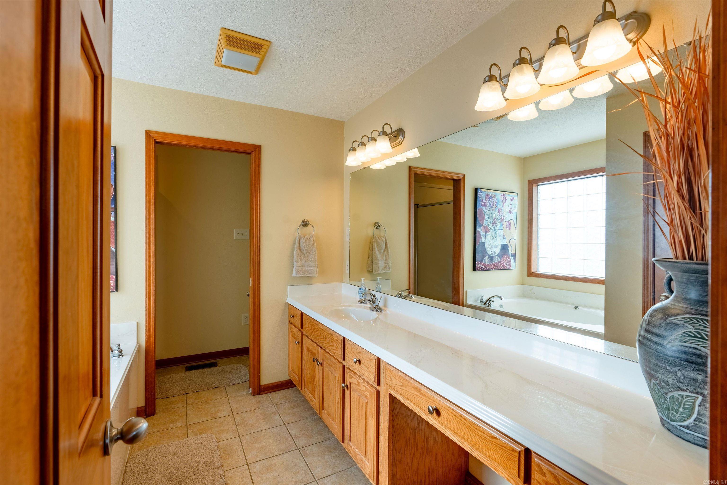 284 Dripping Springs Property Photo 13
