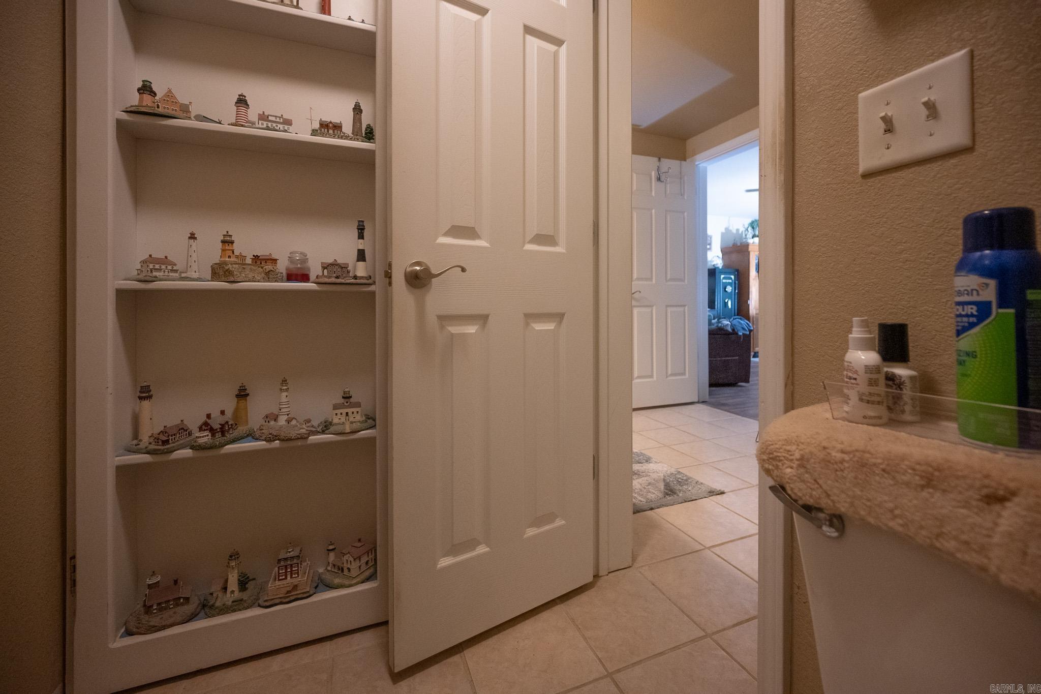 4166 8 West Highway Property Photo 14