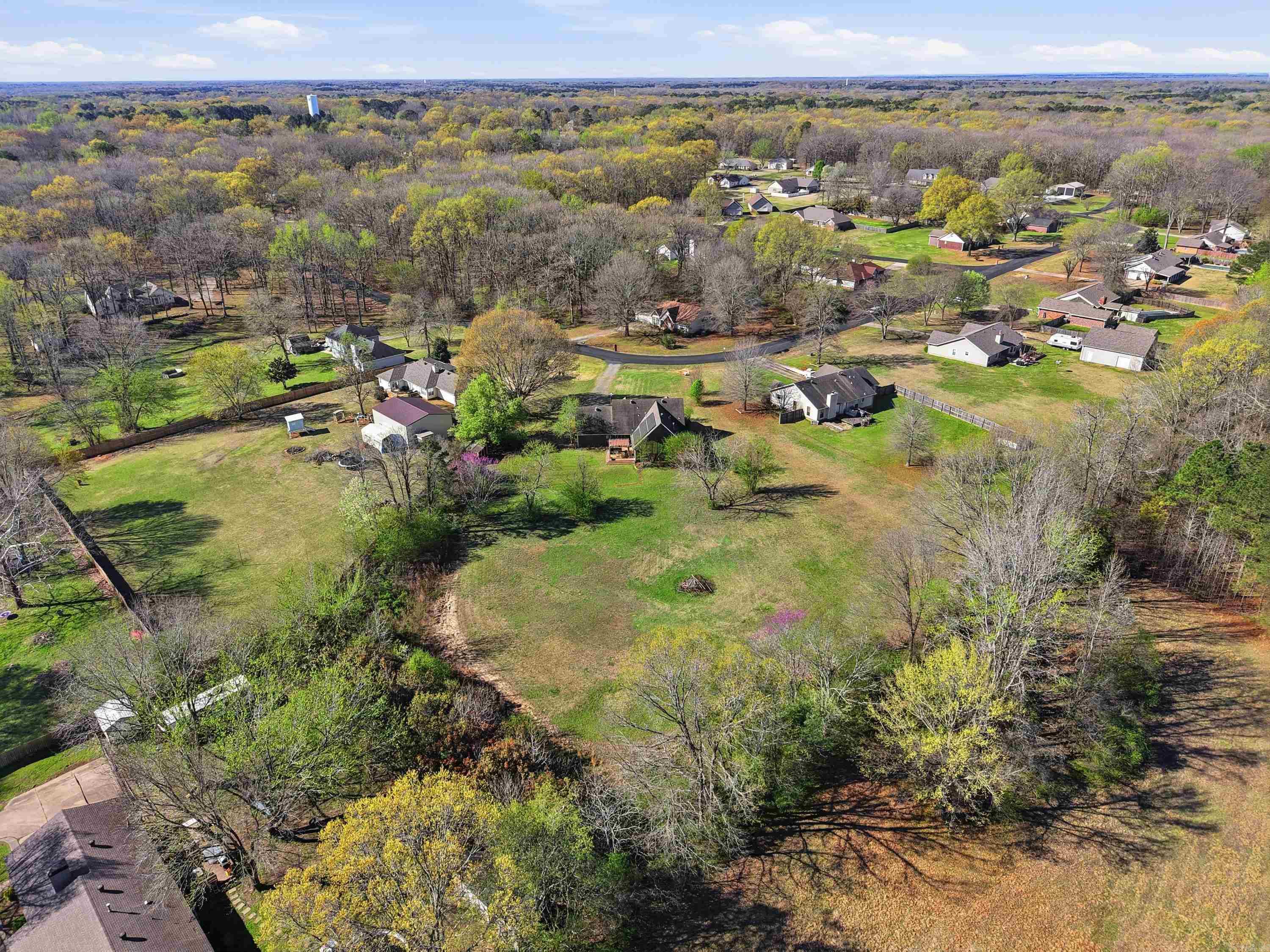 612 Dogwood Meadows Lane Property Photo 33