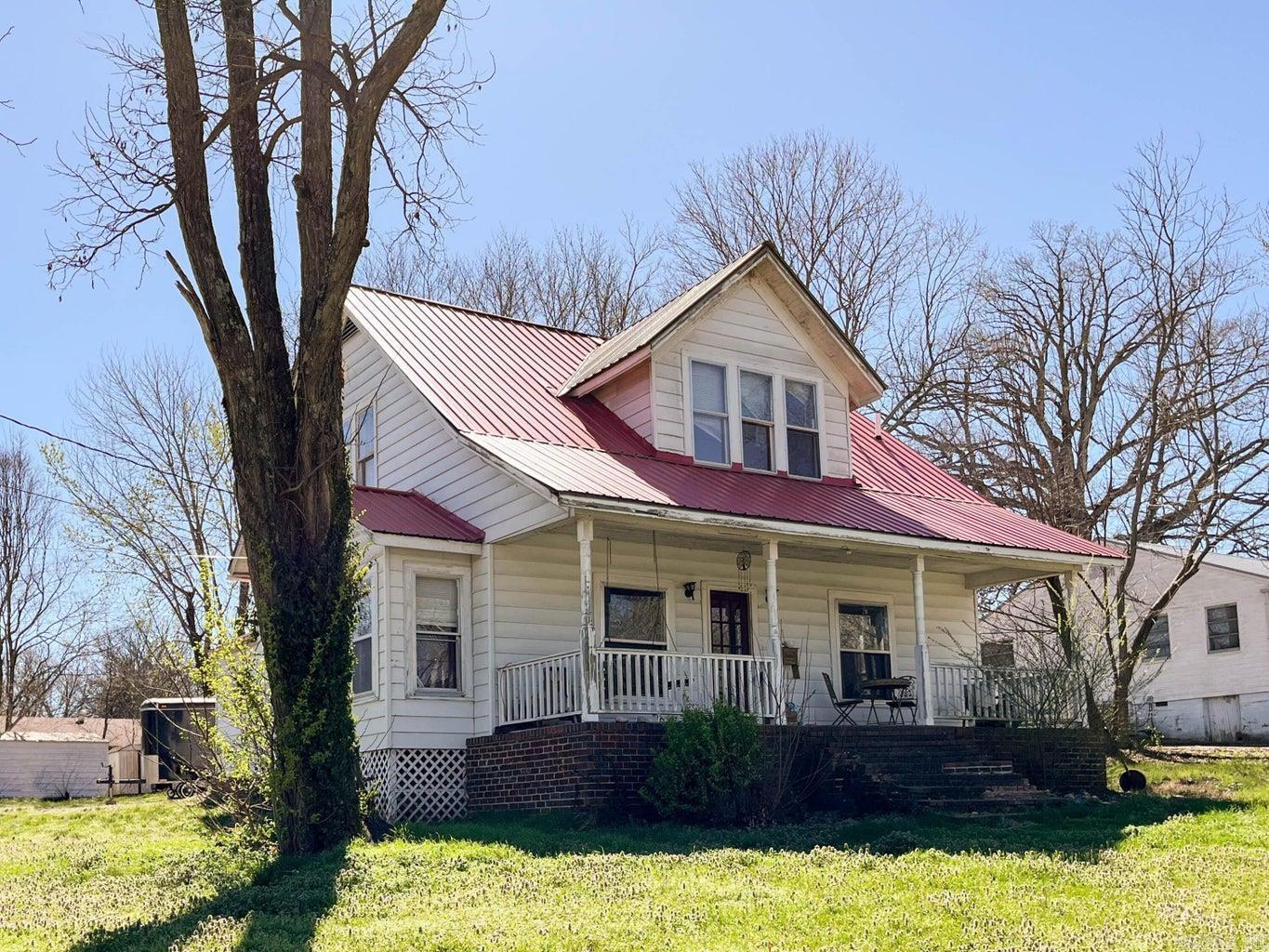903 Vine Street Property Photo 2