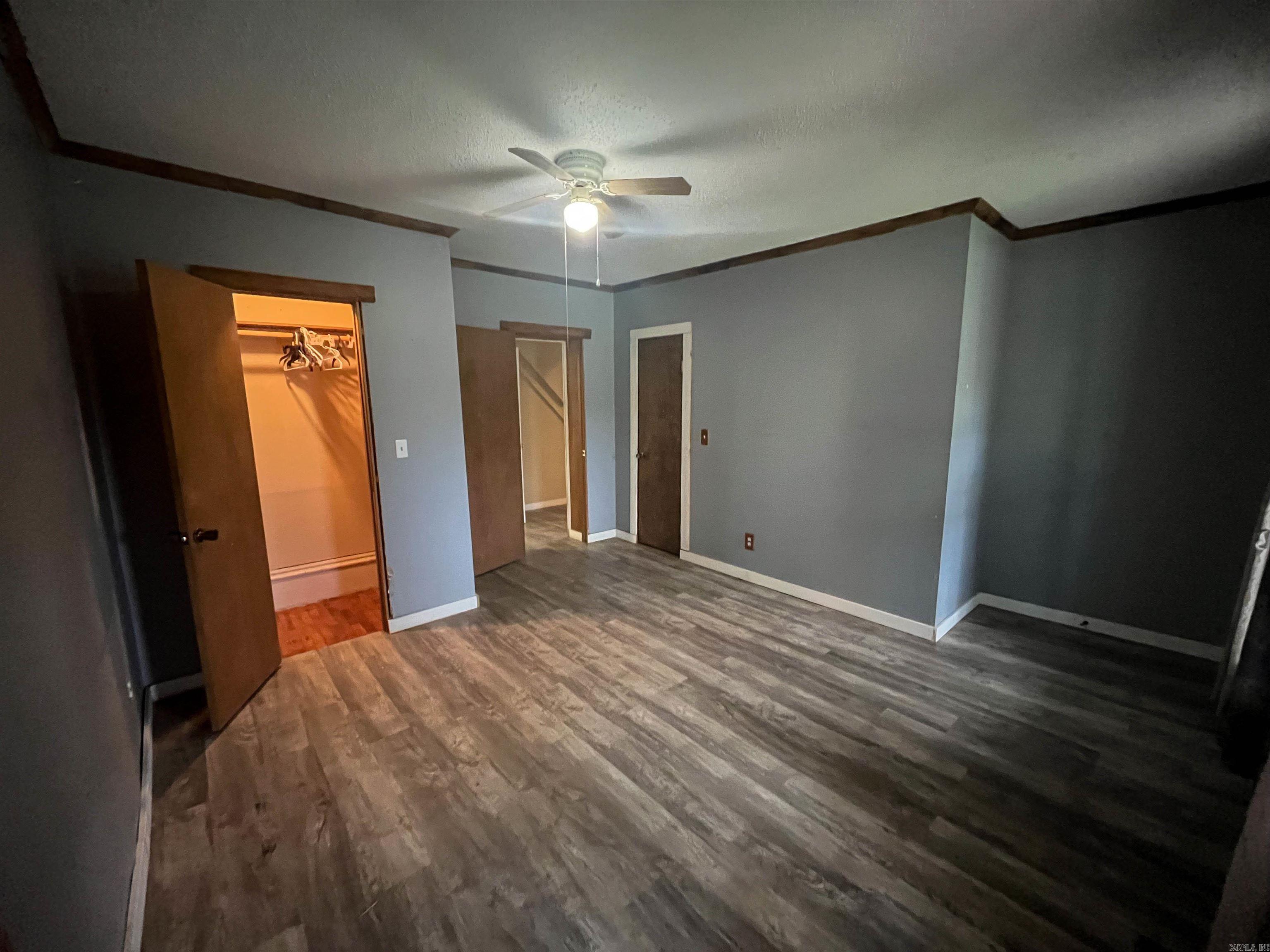 695 Summit Avenue Property Photo 21