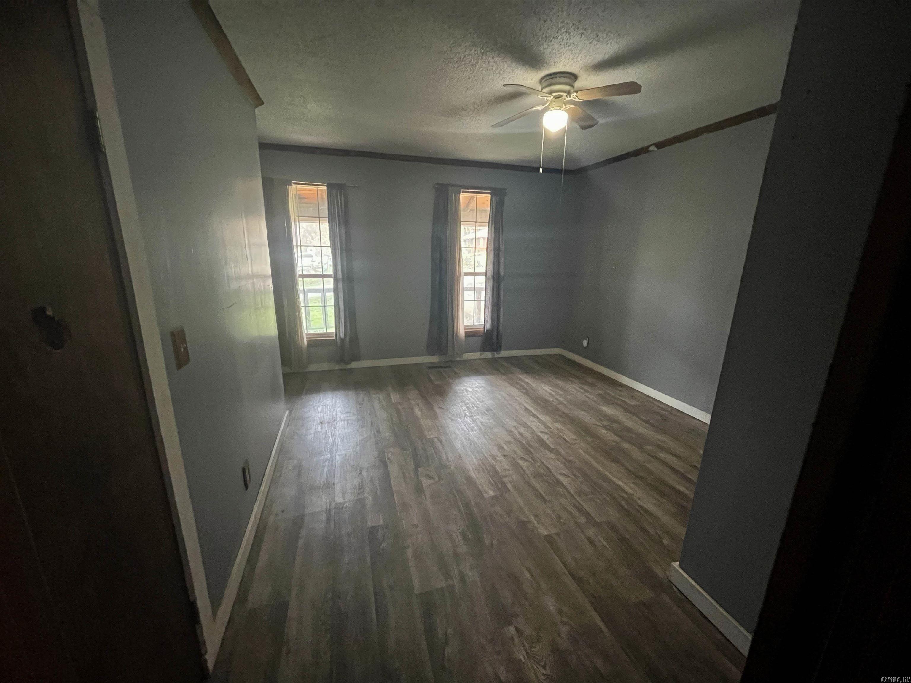 695 Summit Avenue Property Photo 22