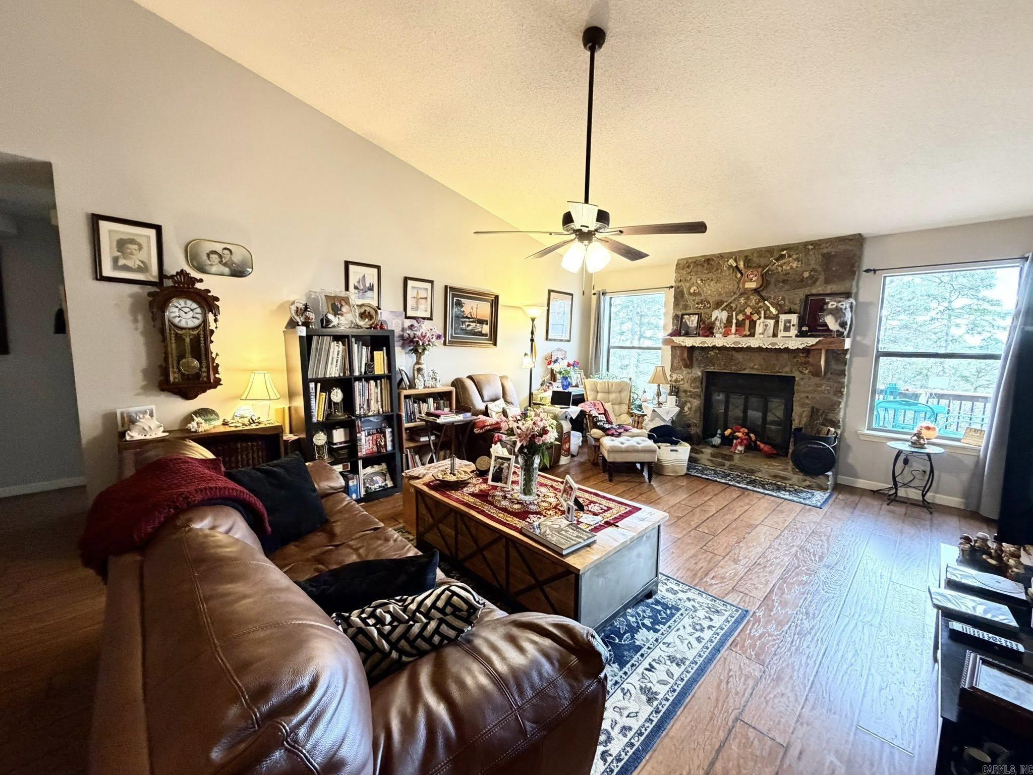 142 Glenwood Property Photo 10