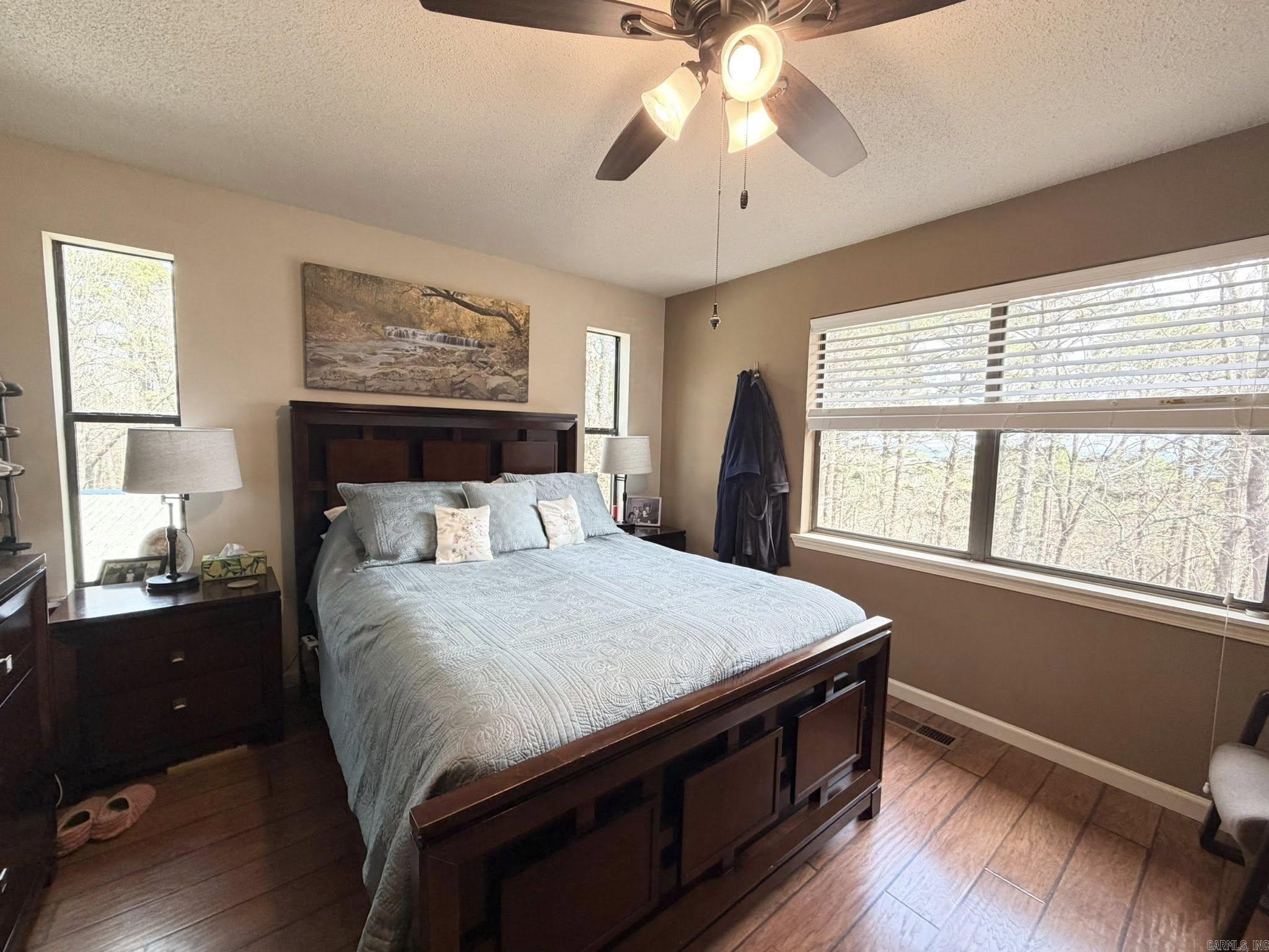 142 Glenwood Property Photo 15