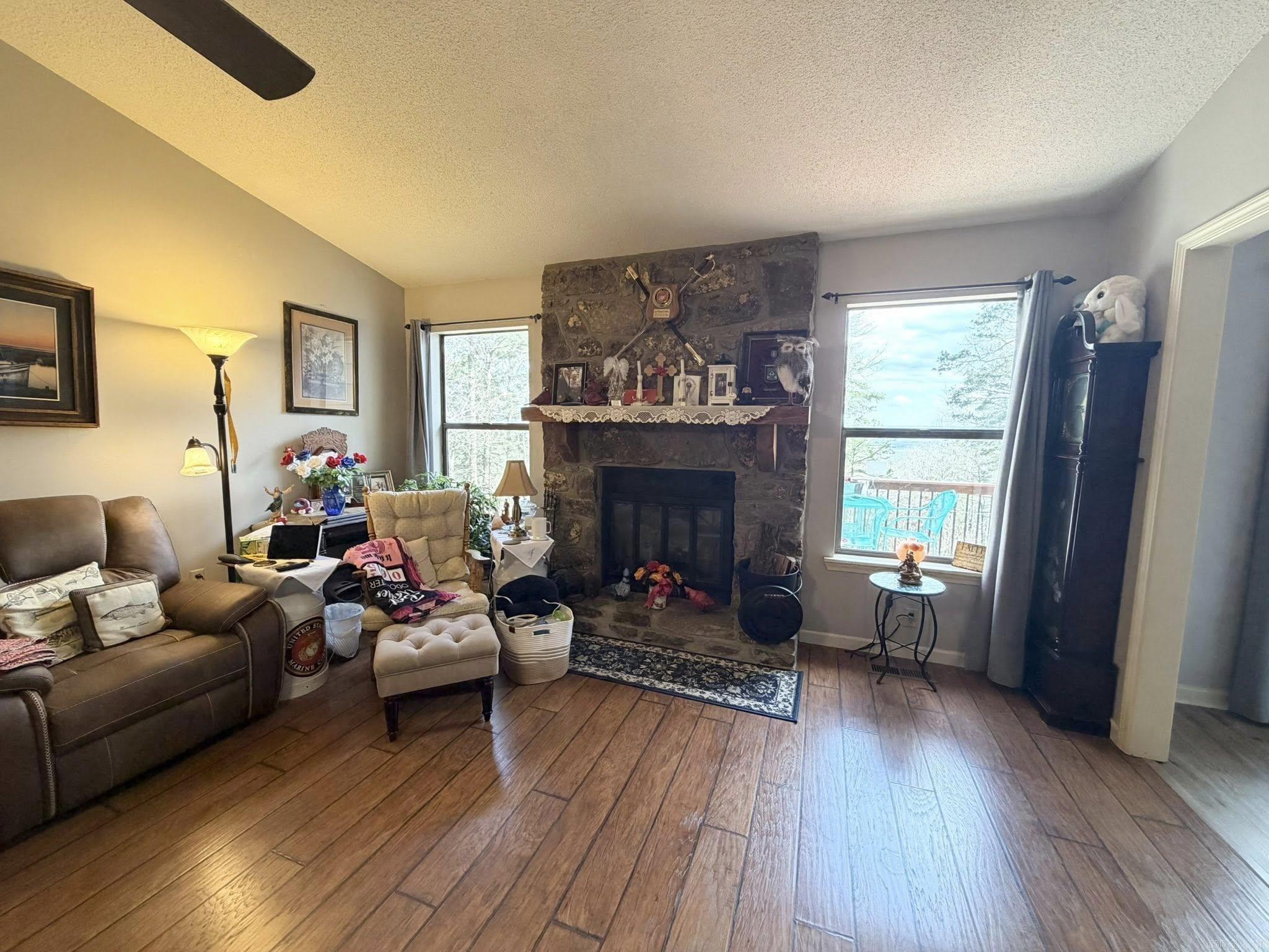 142 Glenwood Property Photo 18