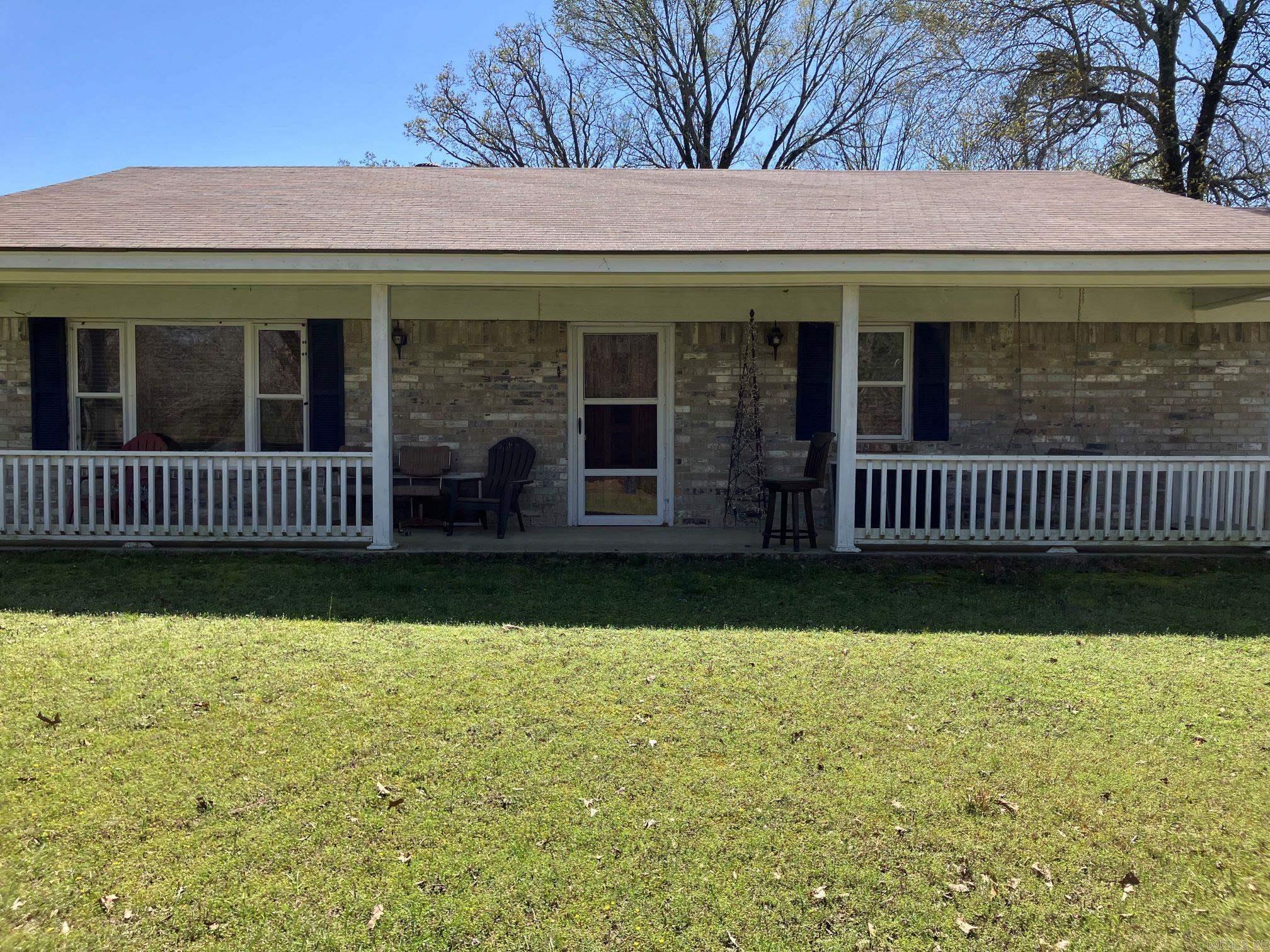 137 Rolling Fork Dr Drive Property Photo 3