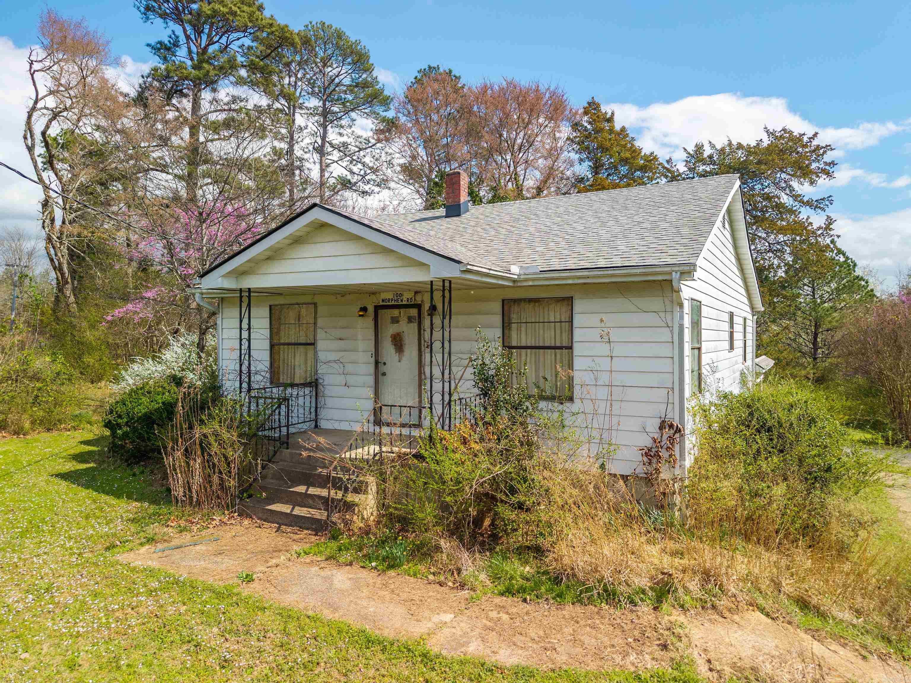 100 Morphew Road Property Photo 1