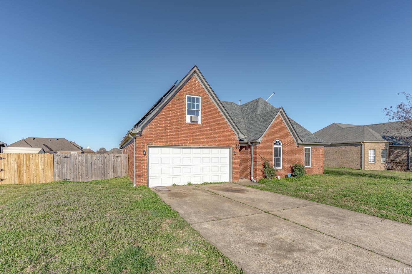 818 Boulevard Orleans Street Property Photo 5
