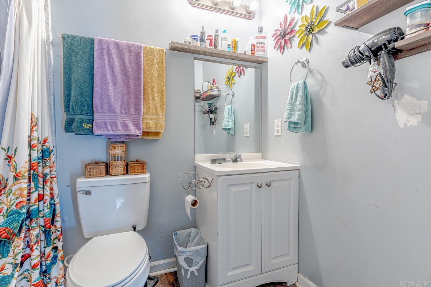 818 Boulevard Orleans Street Property Photo 24