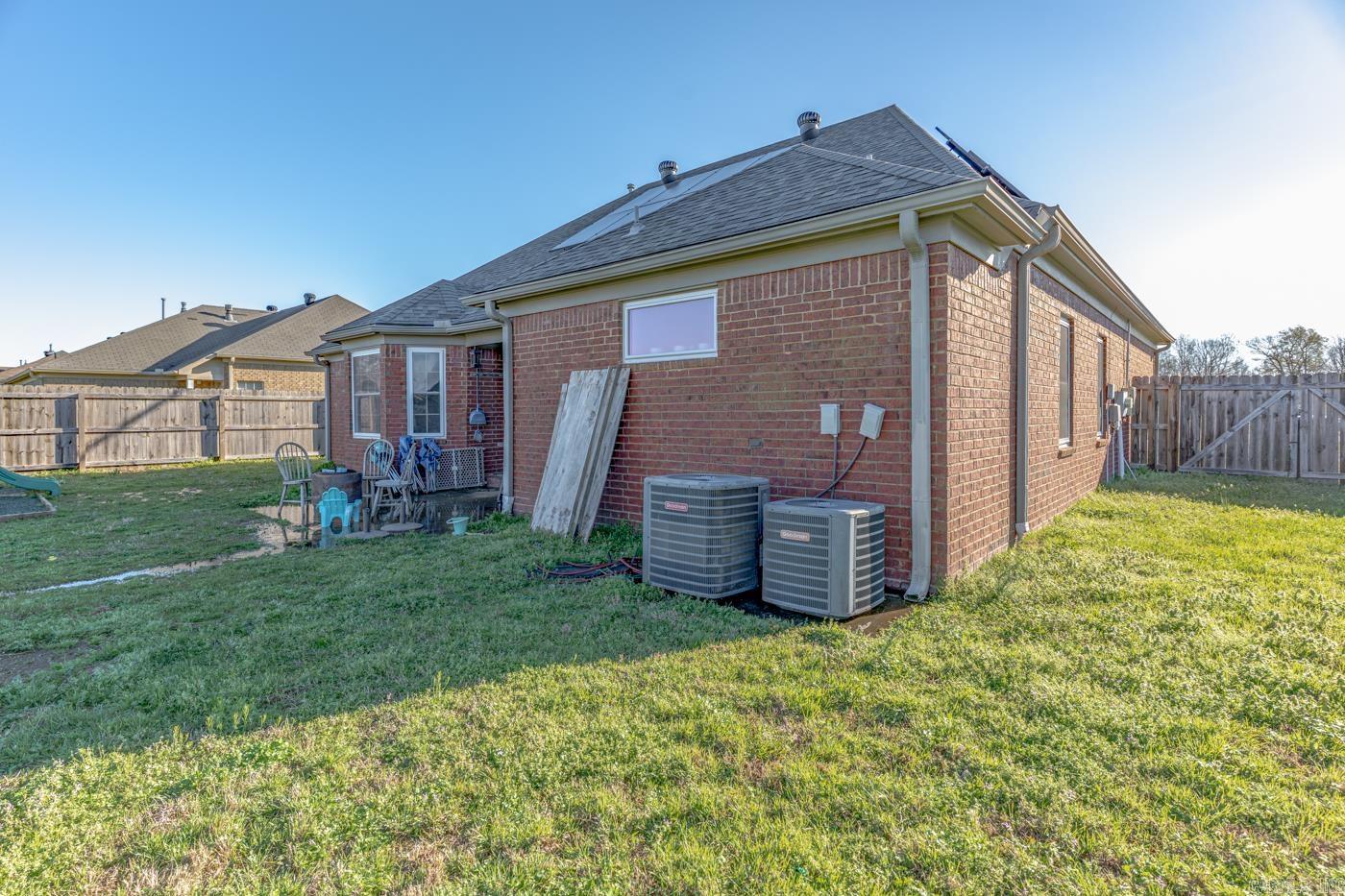 818 Boulevard Orleans Street Property Photo 32