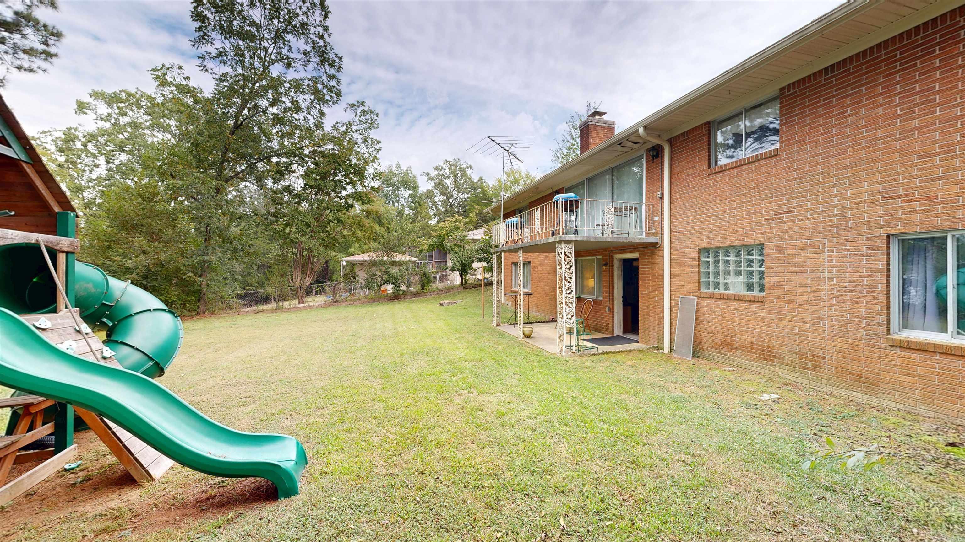 209 Mcmahan Drive Property Photo 3