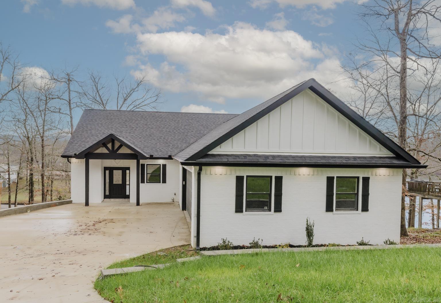 249 Springbrook Drive Property Photo 2