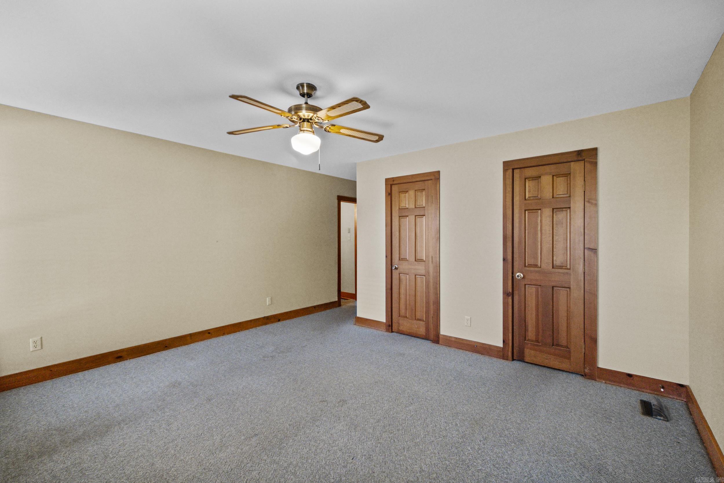 1204 North Point Lane Property Photo 16