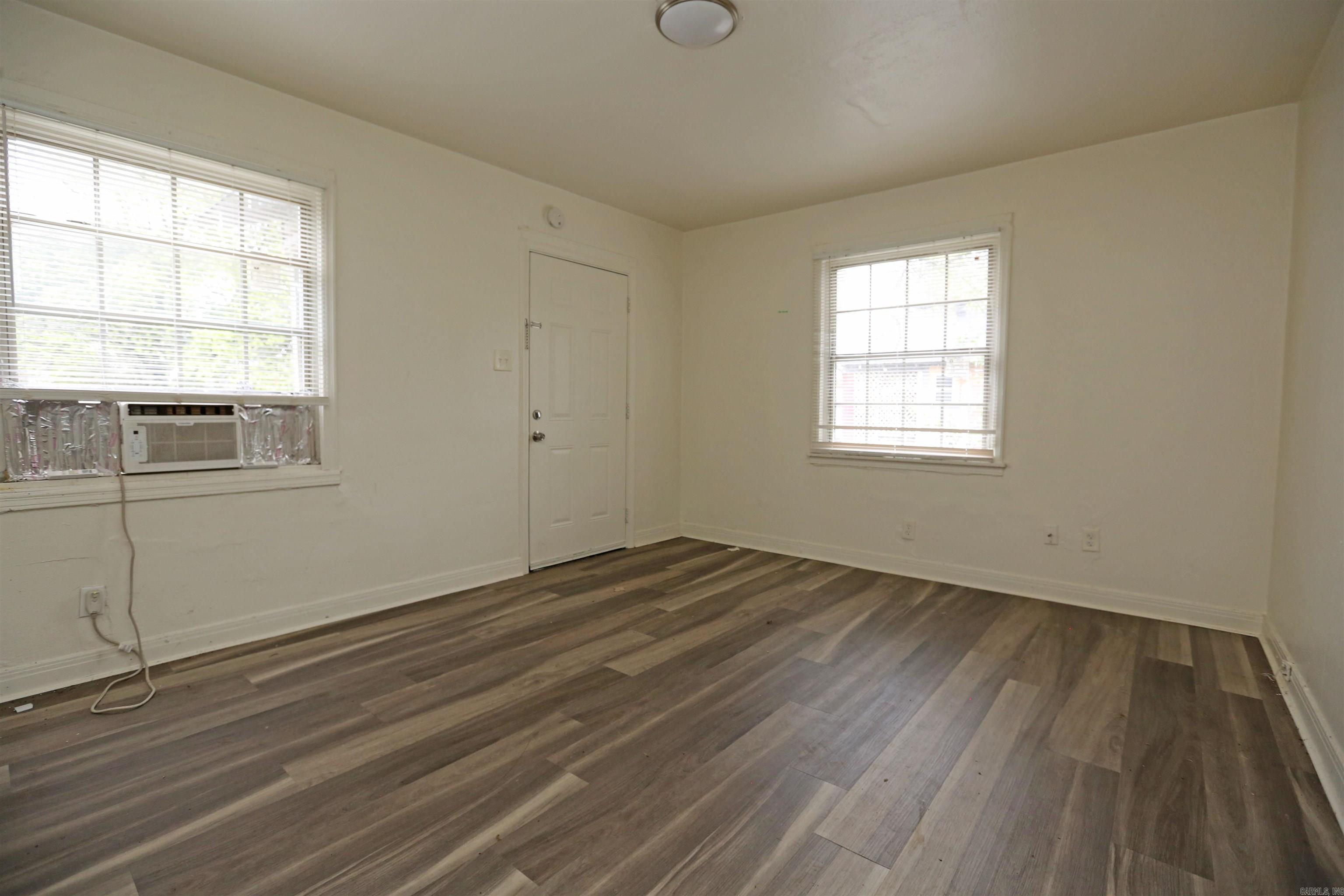 2804 Lincoln Avenue Property Photo 8