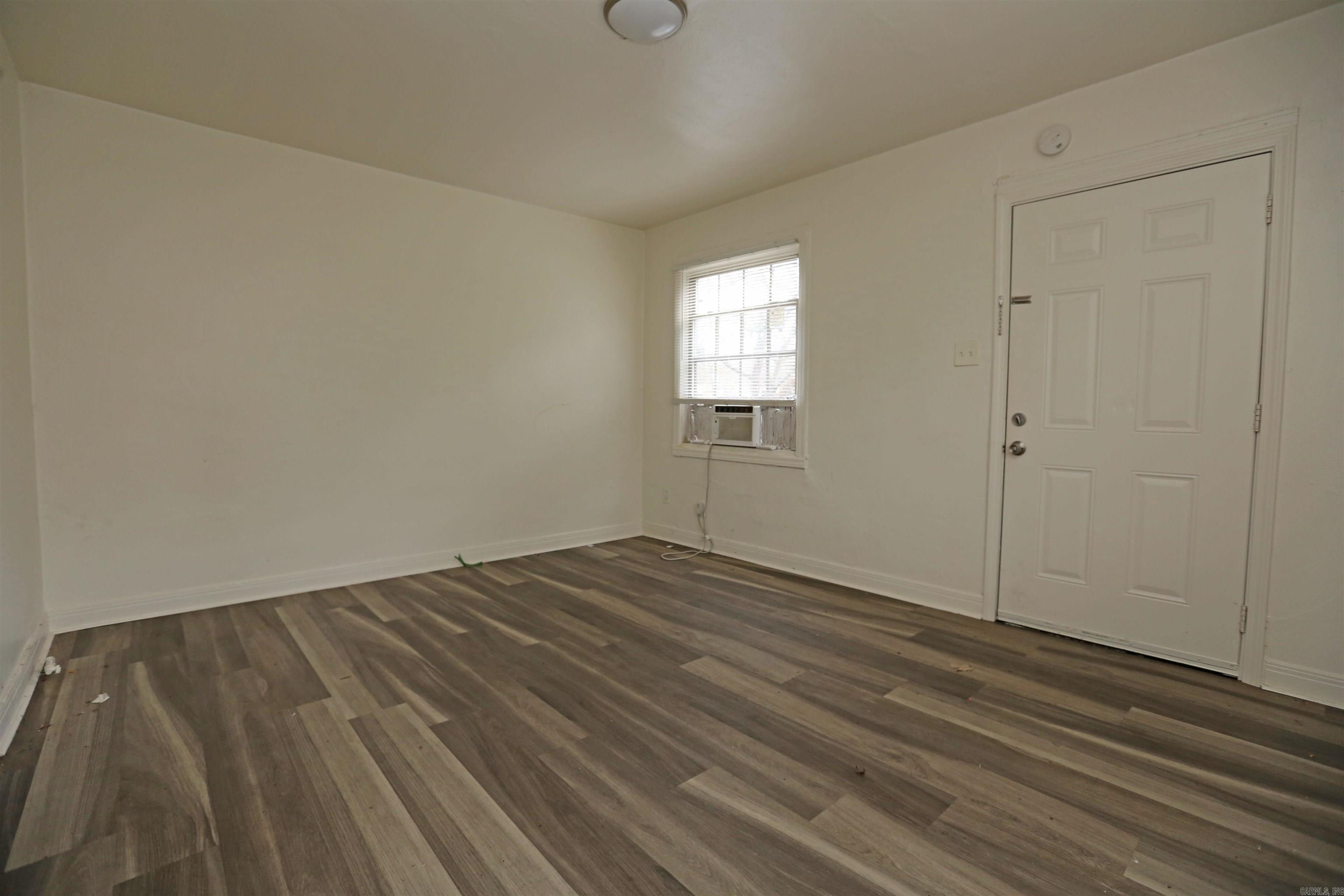 2804 Lincoln Avenue Property Photo 9