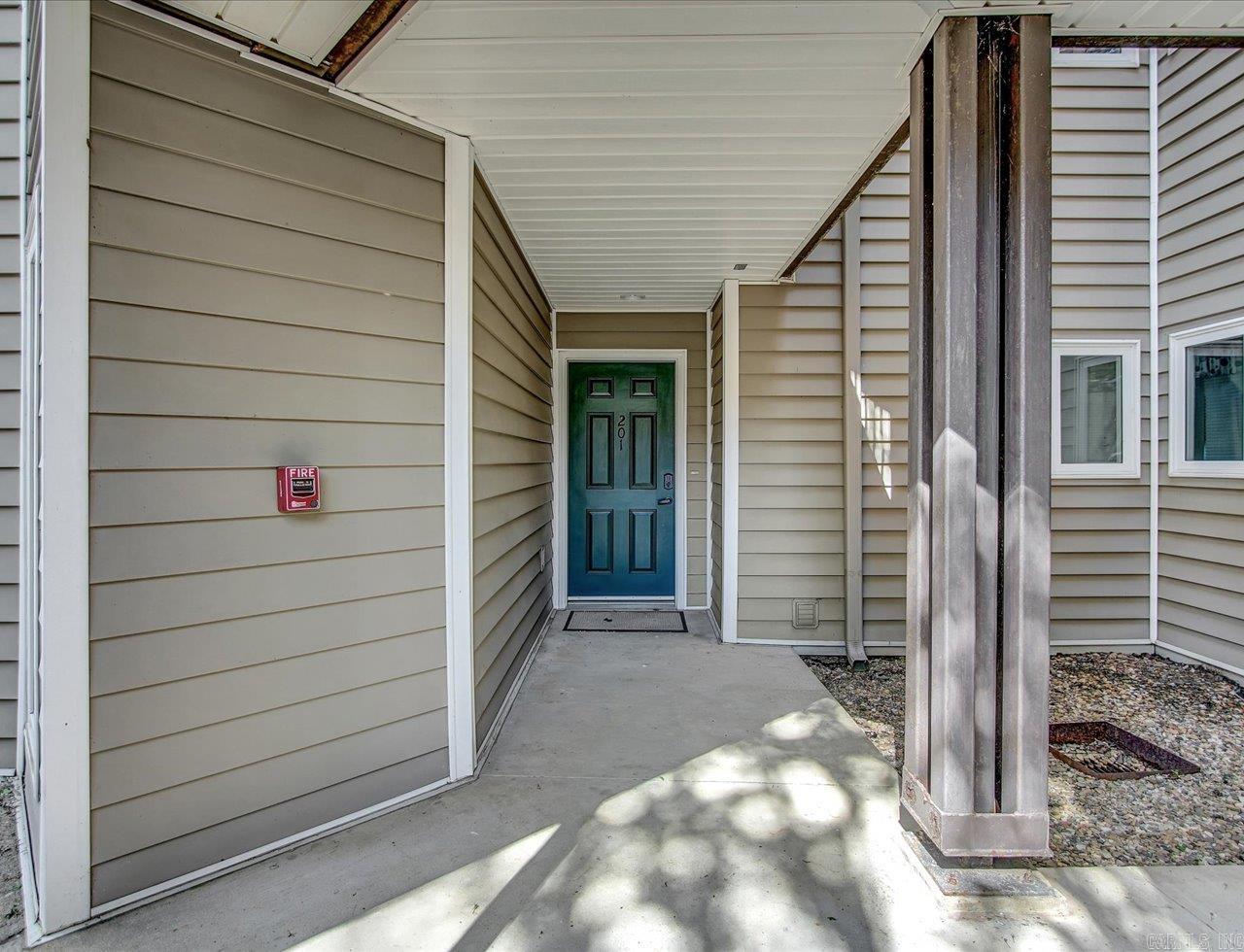 101 Long Island Drive 201 Property Photo 3