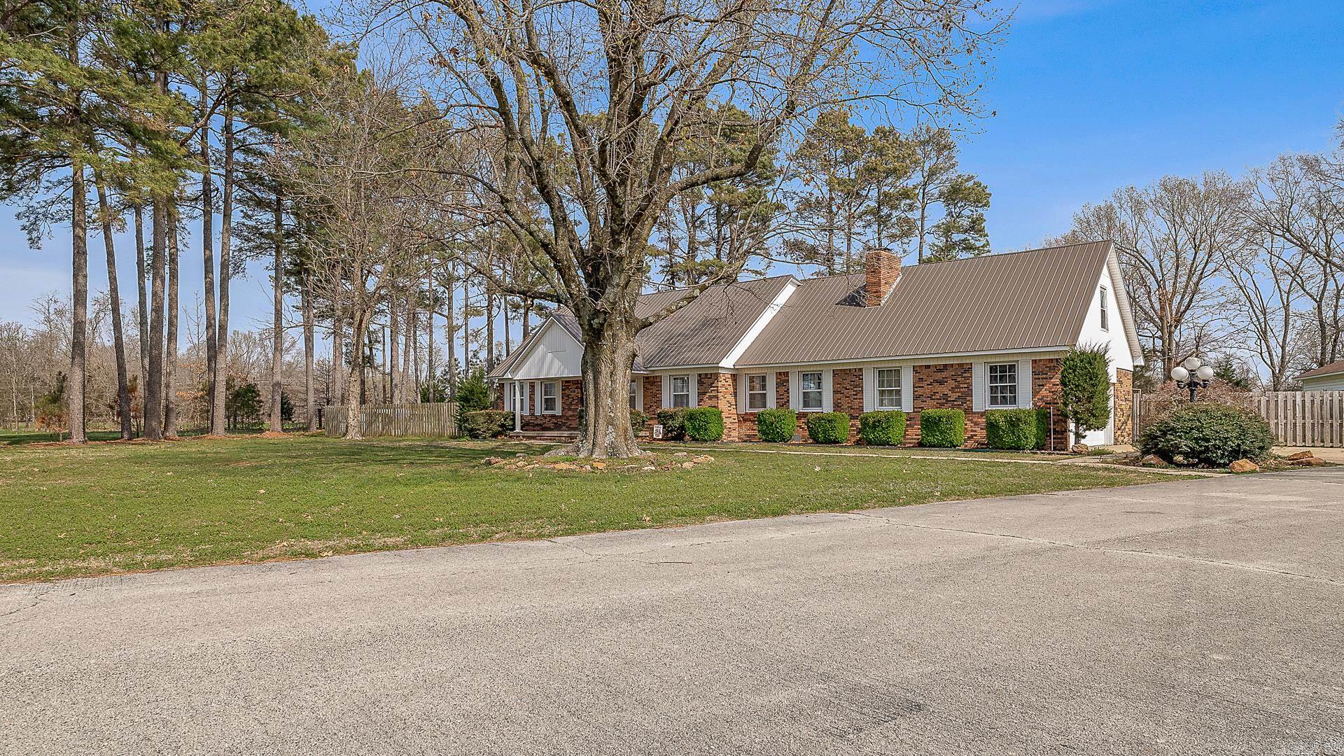 77 Cr 1412 Property Photo 3