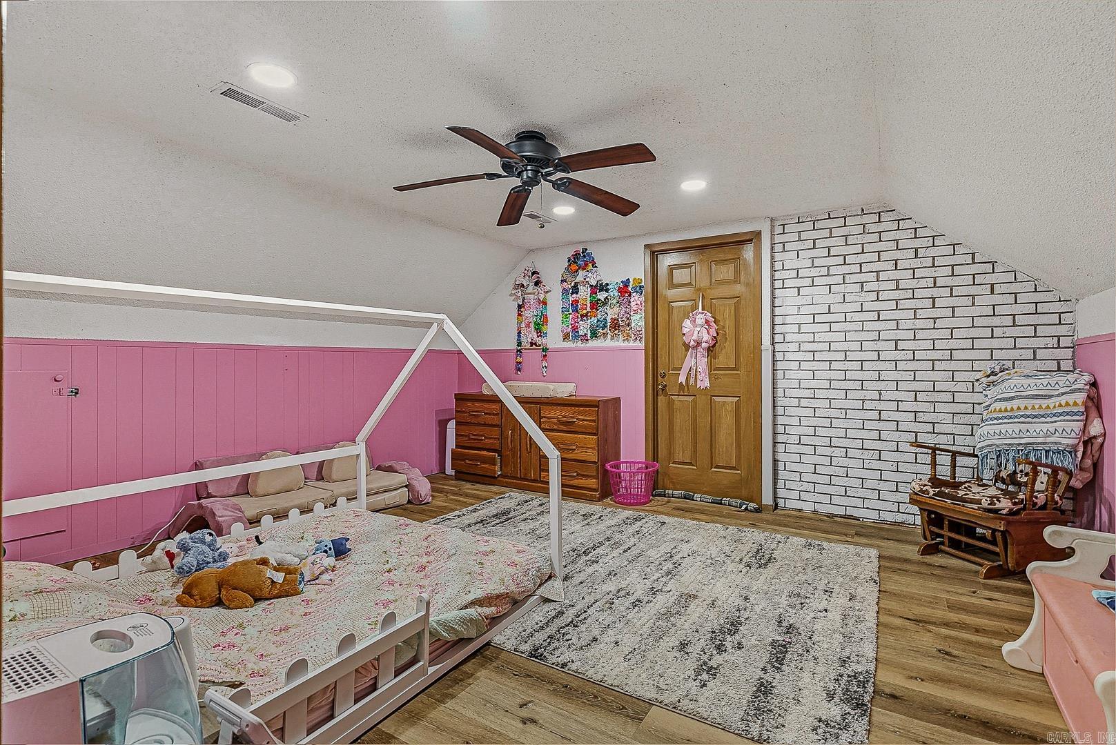 77 Cr 1412 Property Photo 19