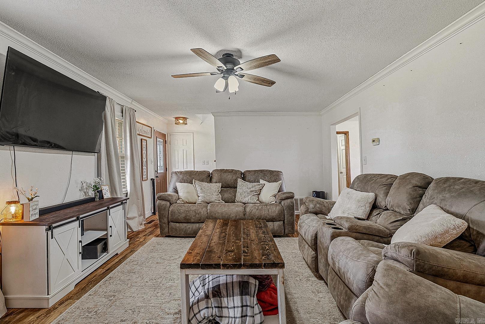 77 Cr 1412 Property Photo 28
