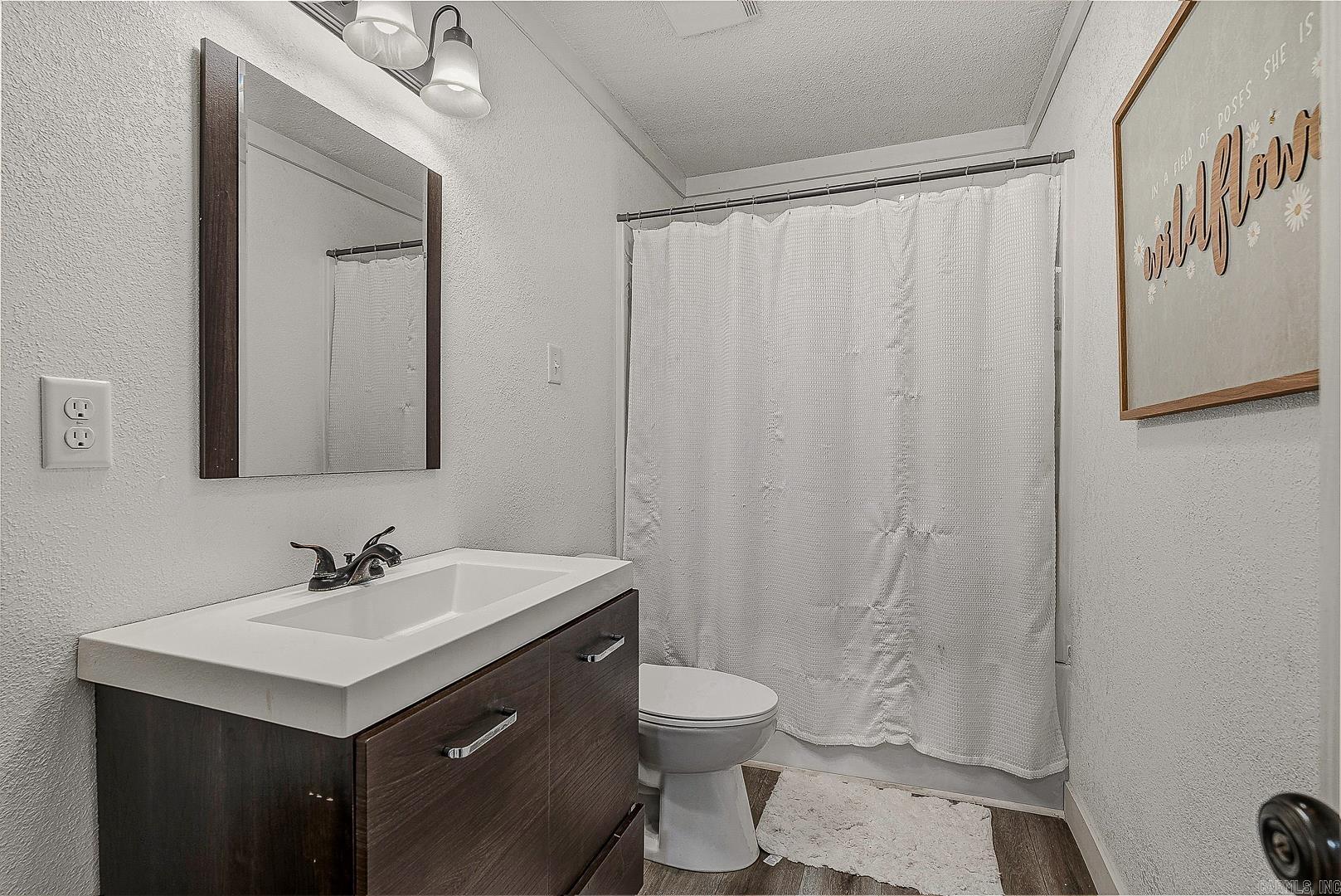 77 Cr 1412 Property Photo 44