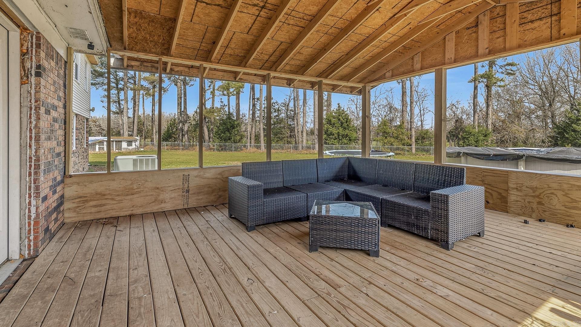 77 Cr 1412 Property Photo 45
