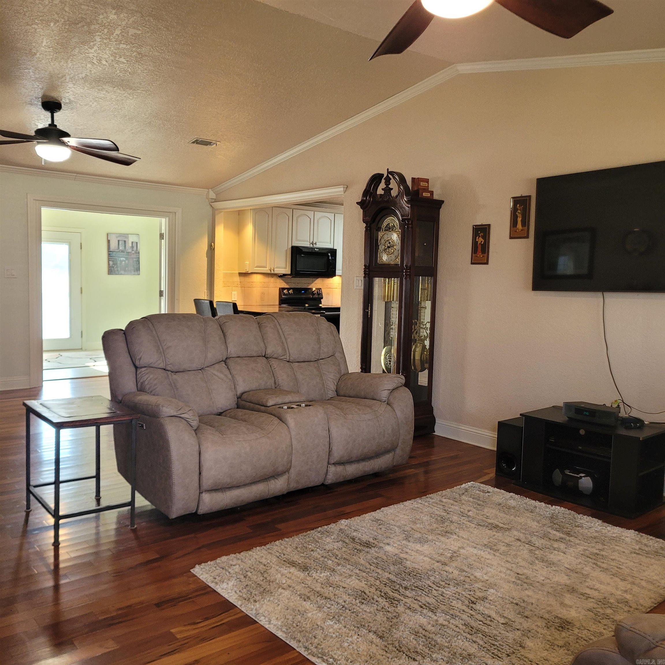 216 Remington Terrace Property Photo 4