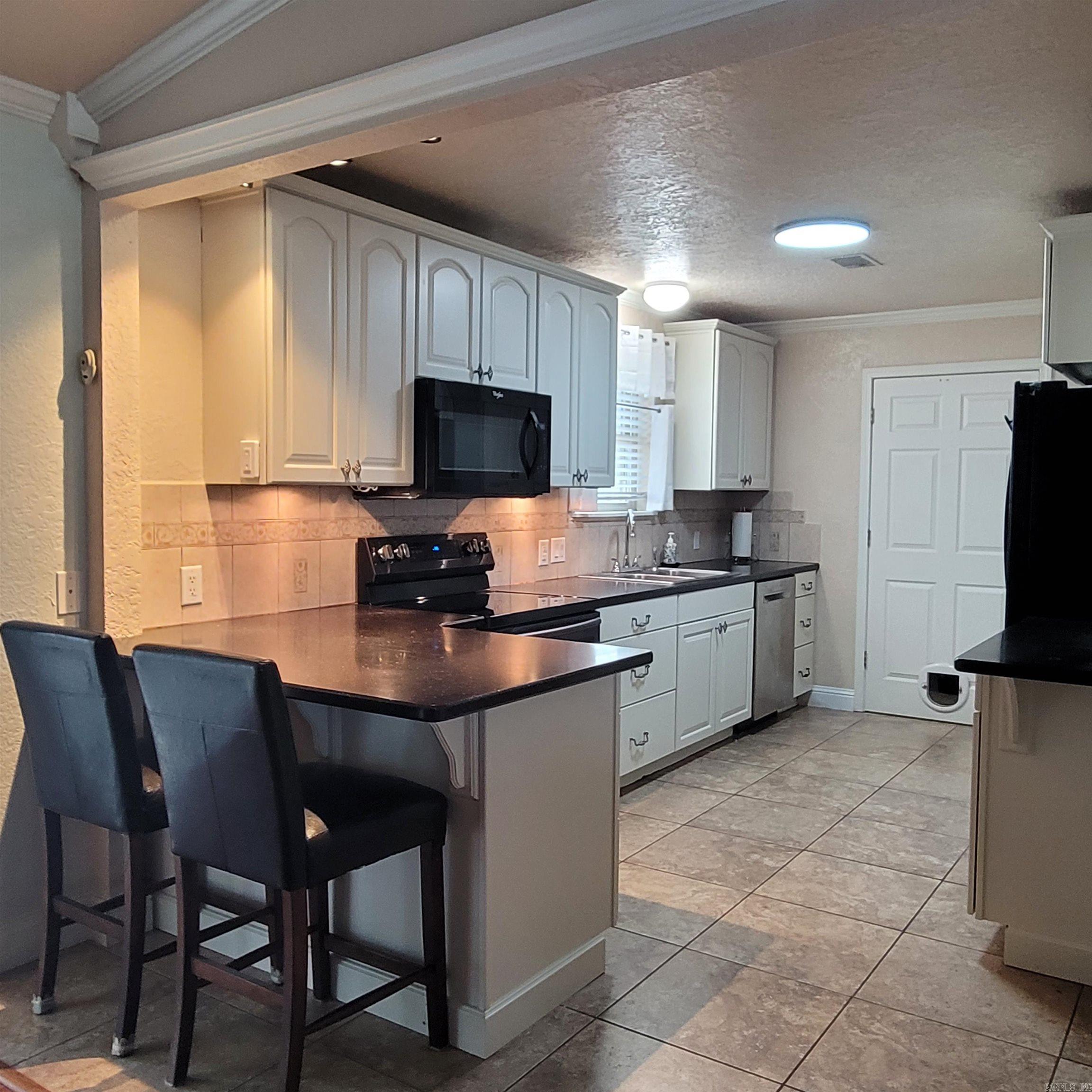 216 Remington Terrace Property Photo 8