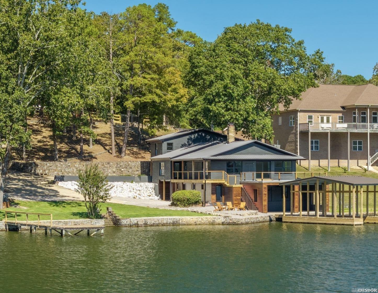 186 Riverside Drive