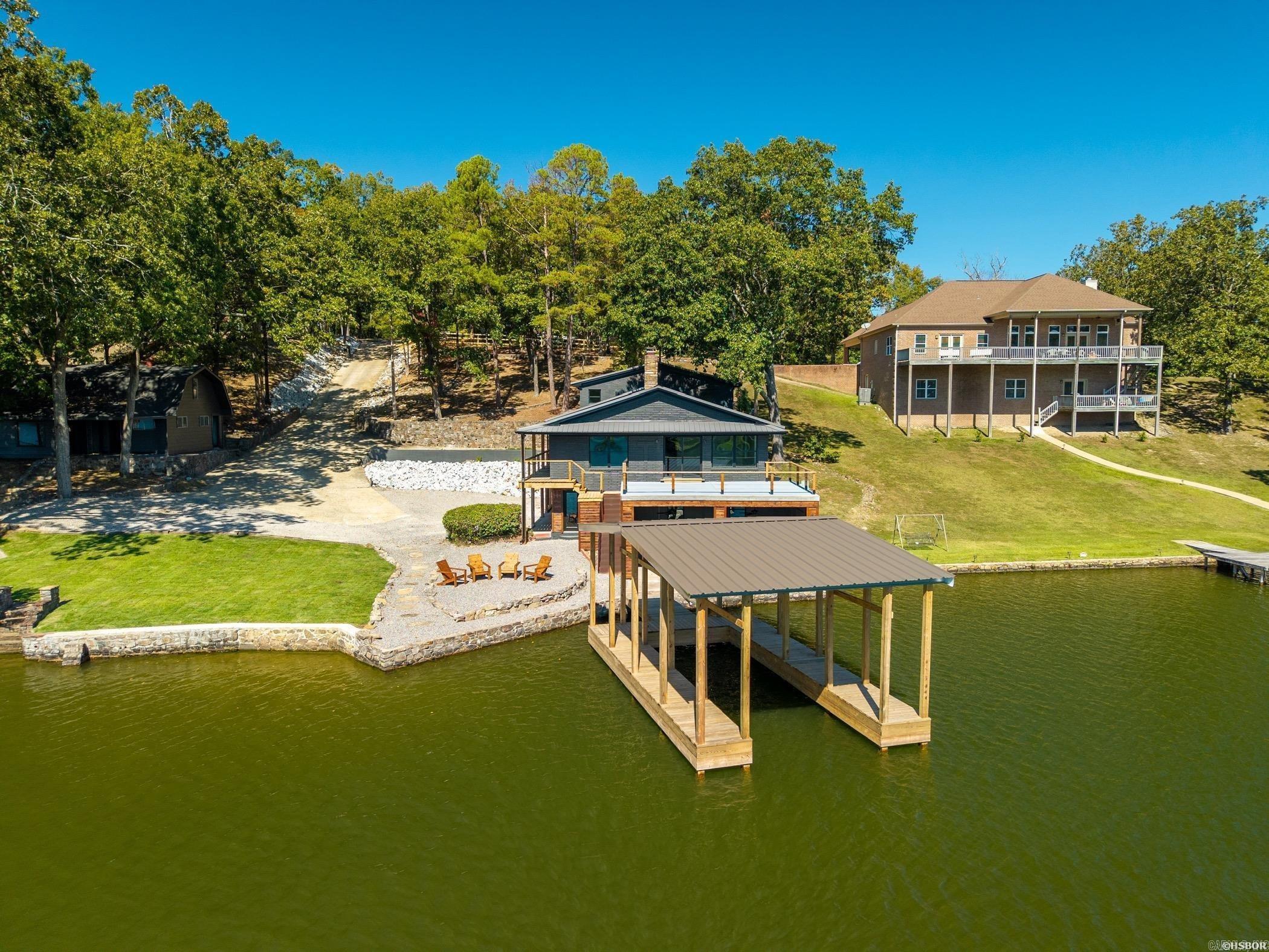 186 Riverside Drive Property Photo 6