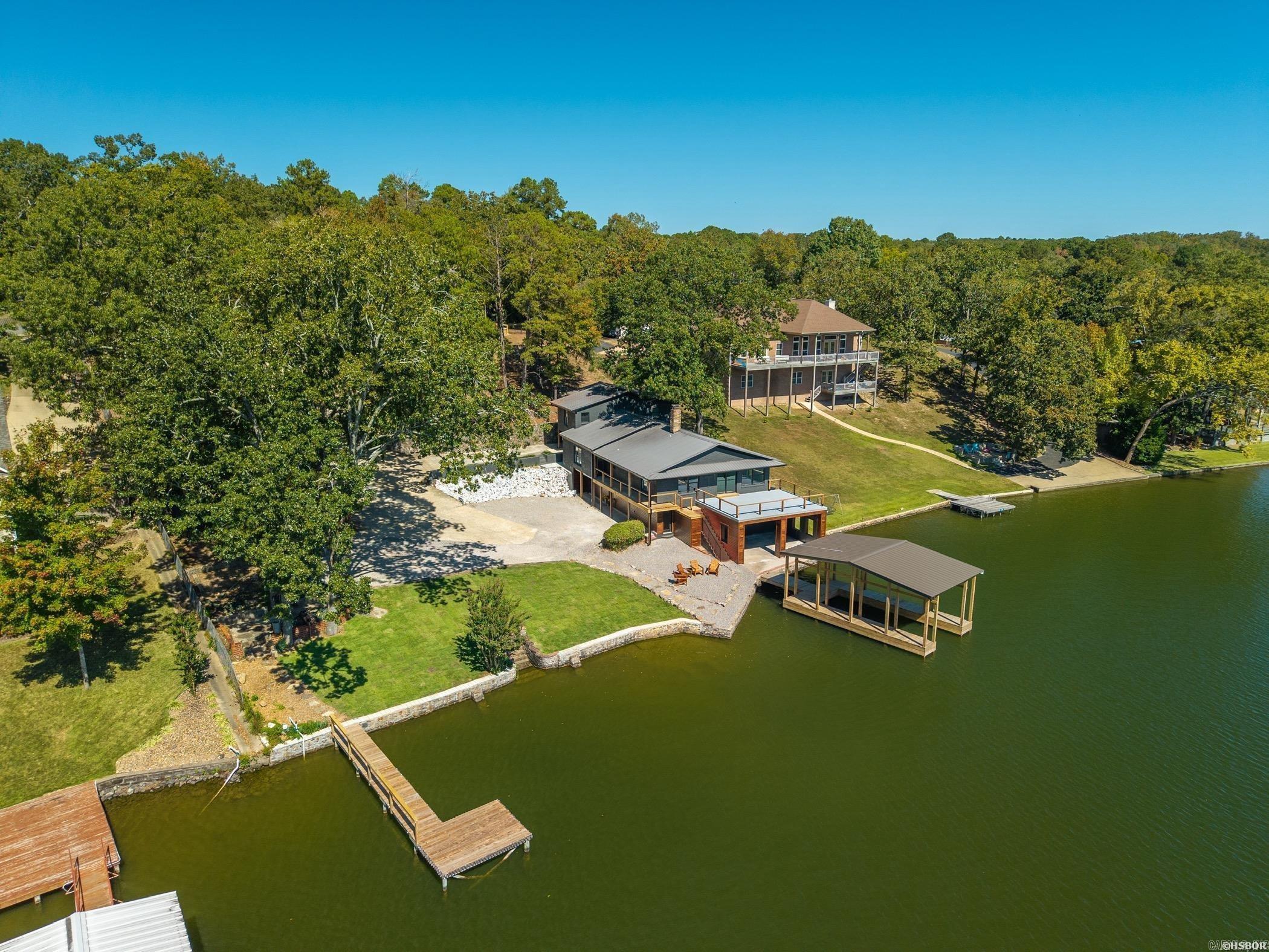 186 Riverside Drive Property Photo 7