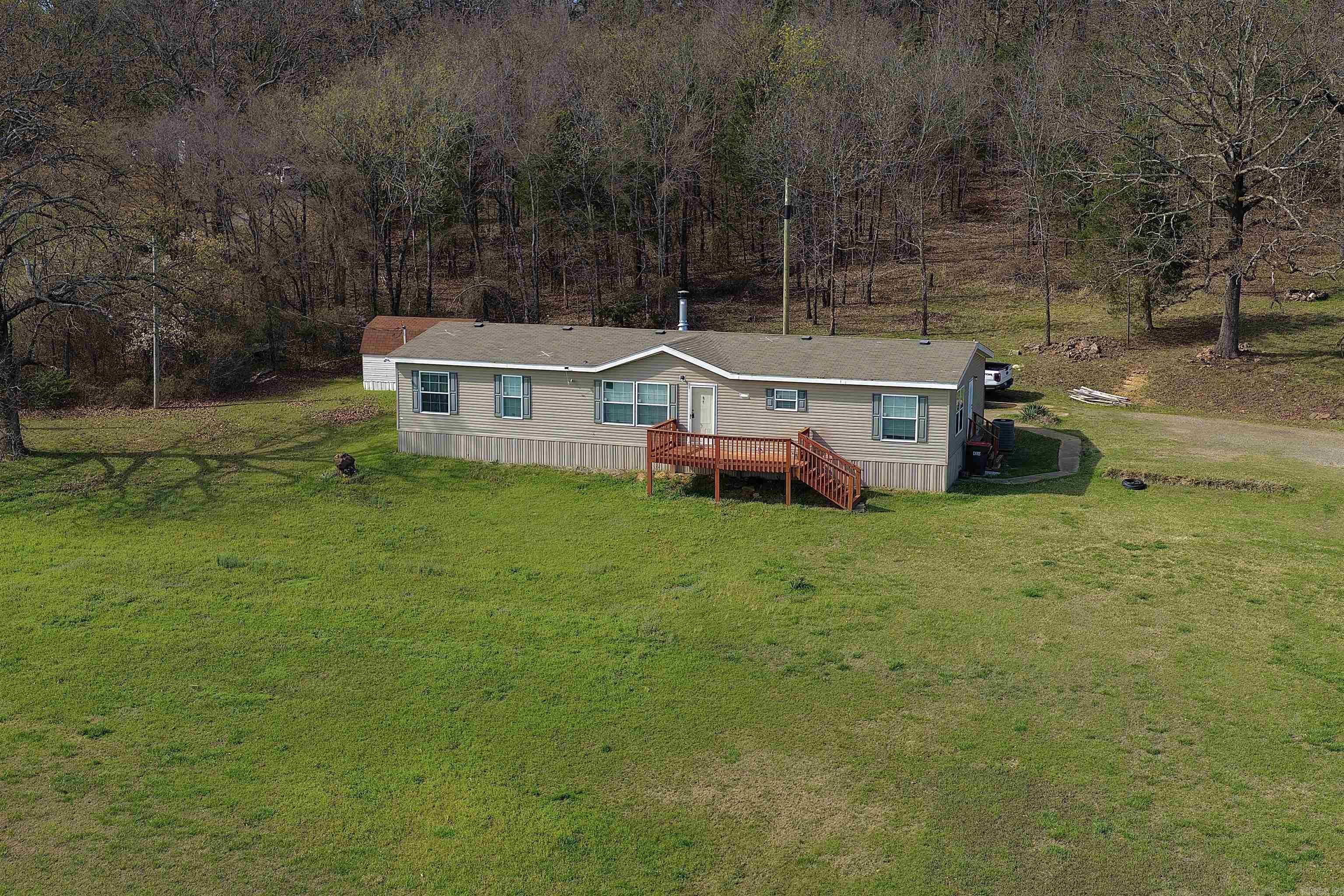 2102 Lake Shore Lane