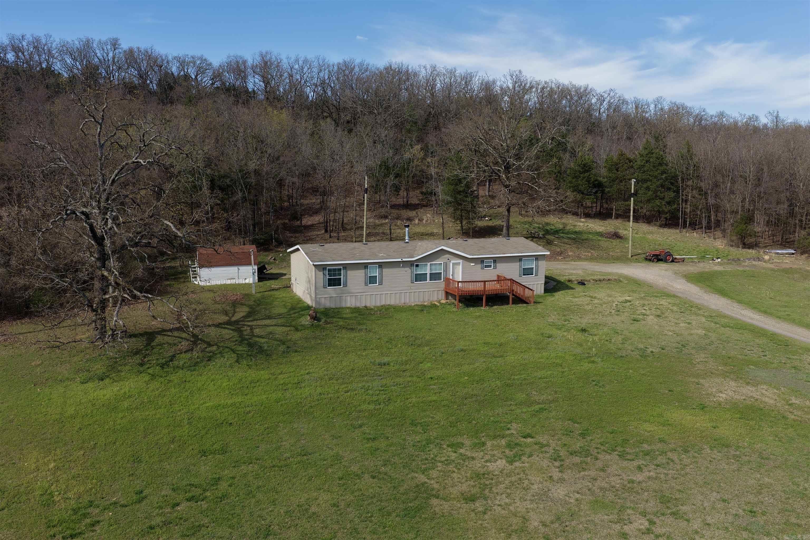 2102 Lake Shore Lane Property Photo 3