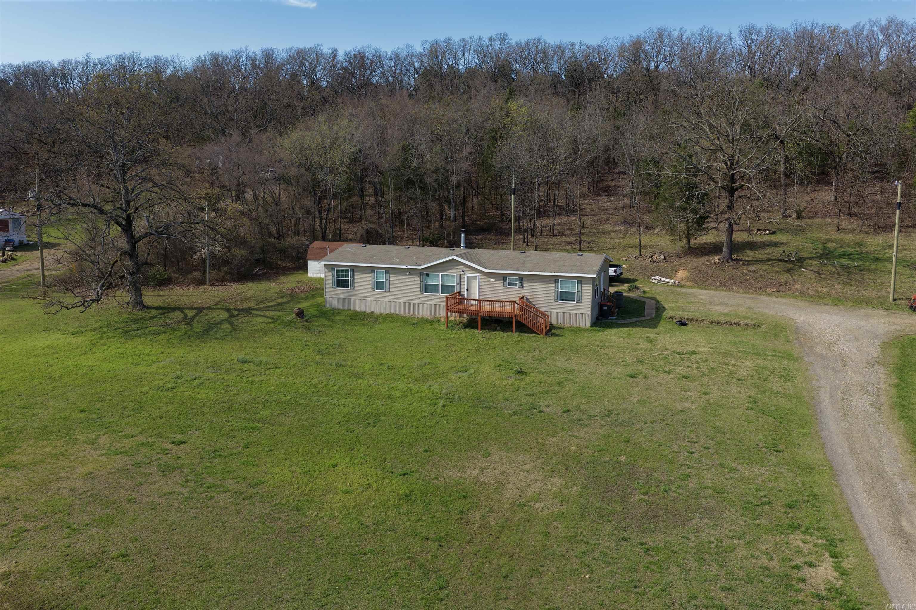 2102 Lake Shore Lane Property Photo 4