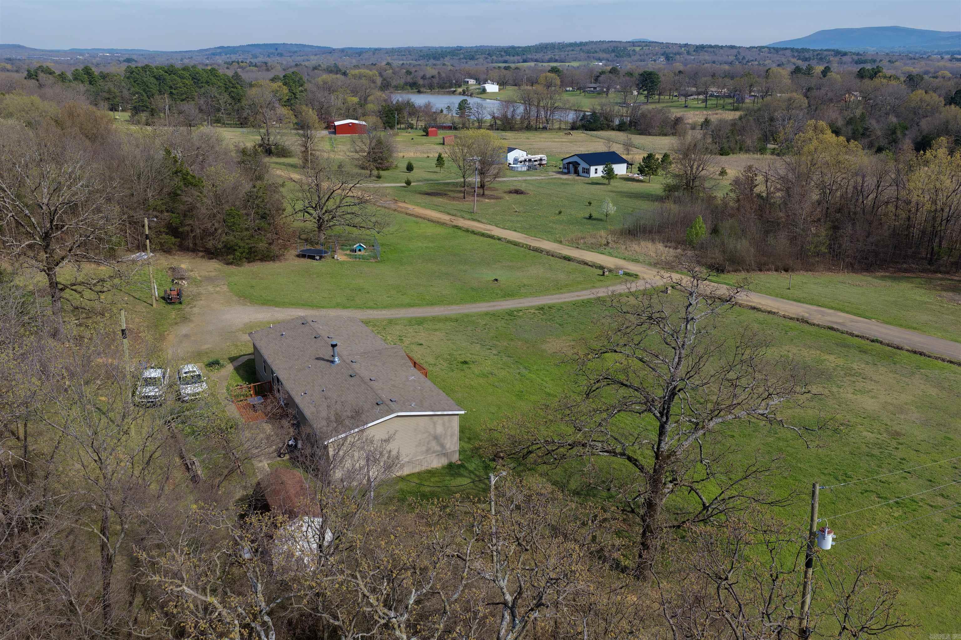 2102 Lake Shore Lane Property Photo 6