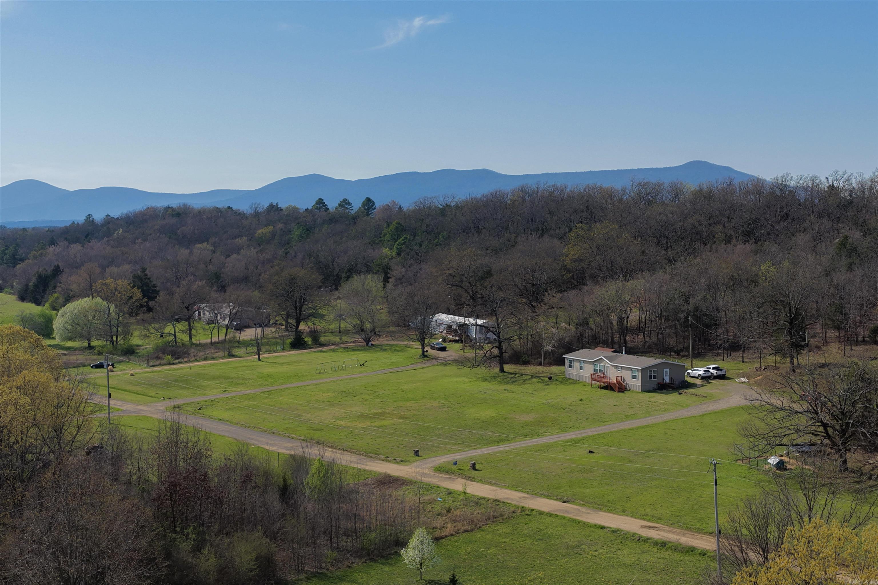 2102 Lake Shore Lane Property Photo 9