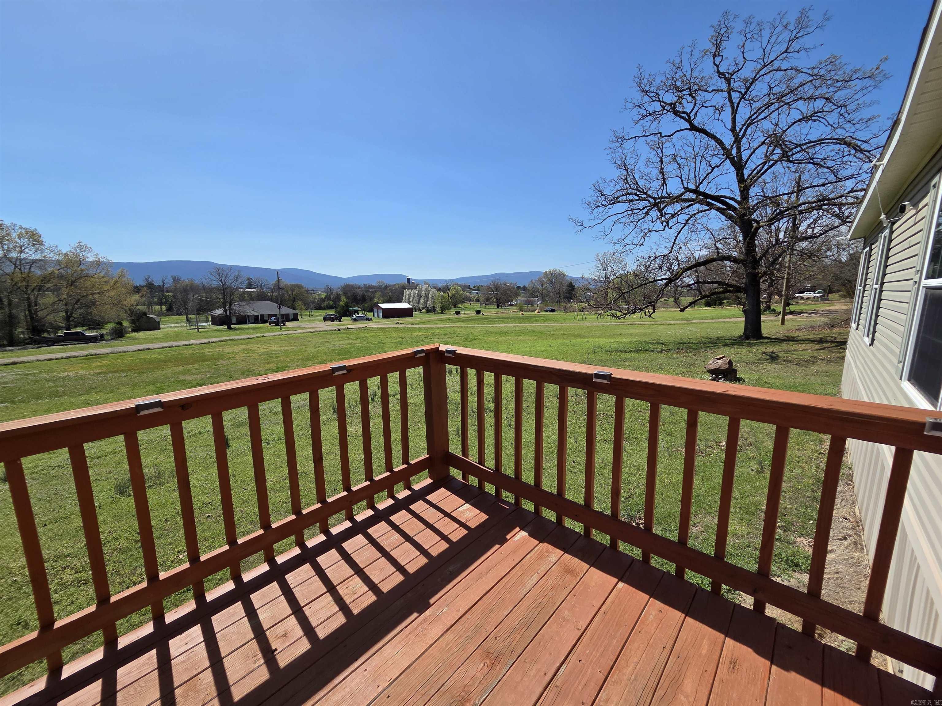 2102 Lake Shore Lane Property Photo 10