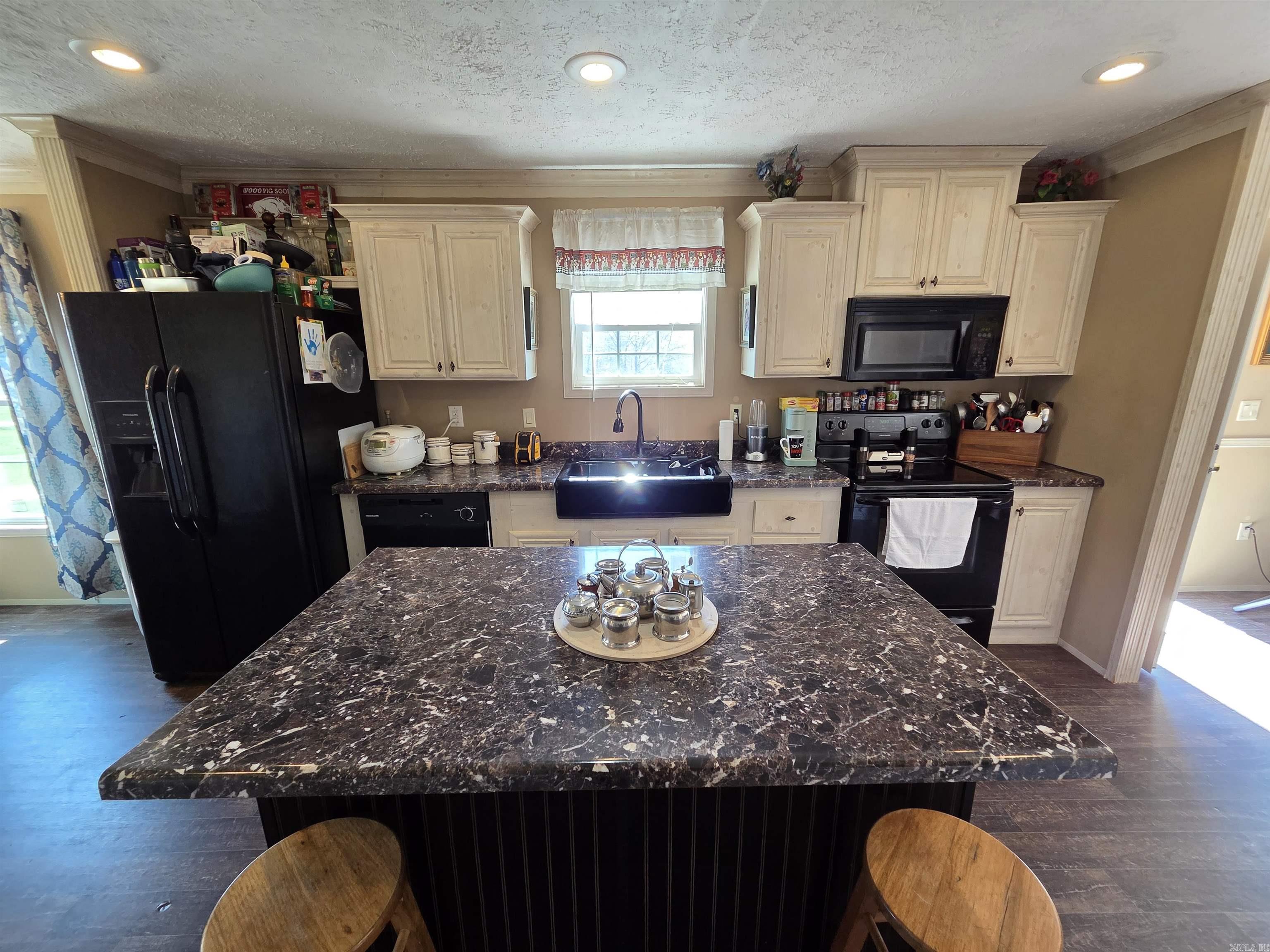 2102 Lake Shore Lane Property Photo 17