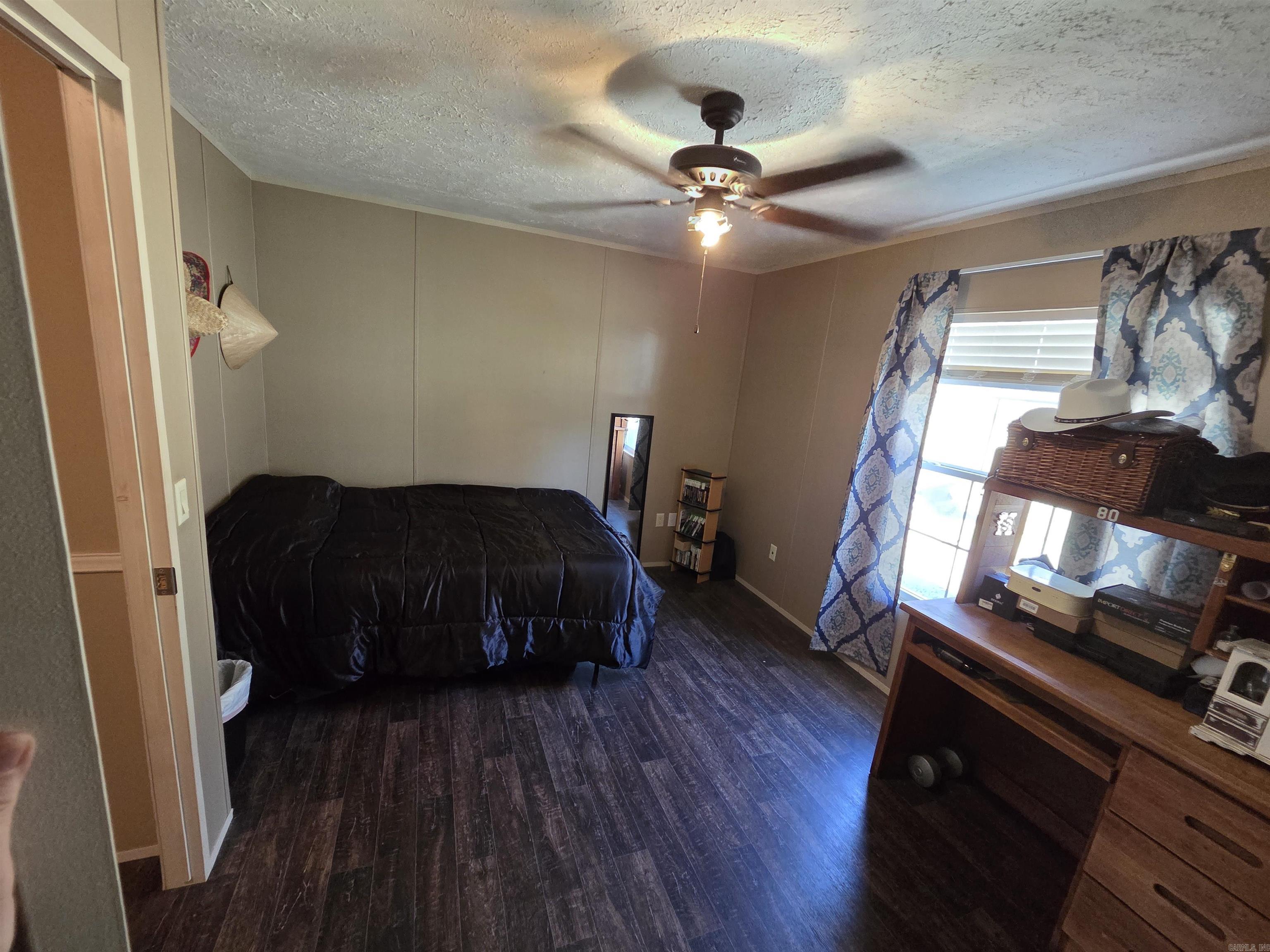 2102 Lake Shore Lane Property Photo 25