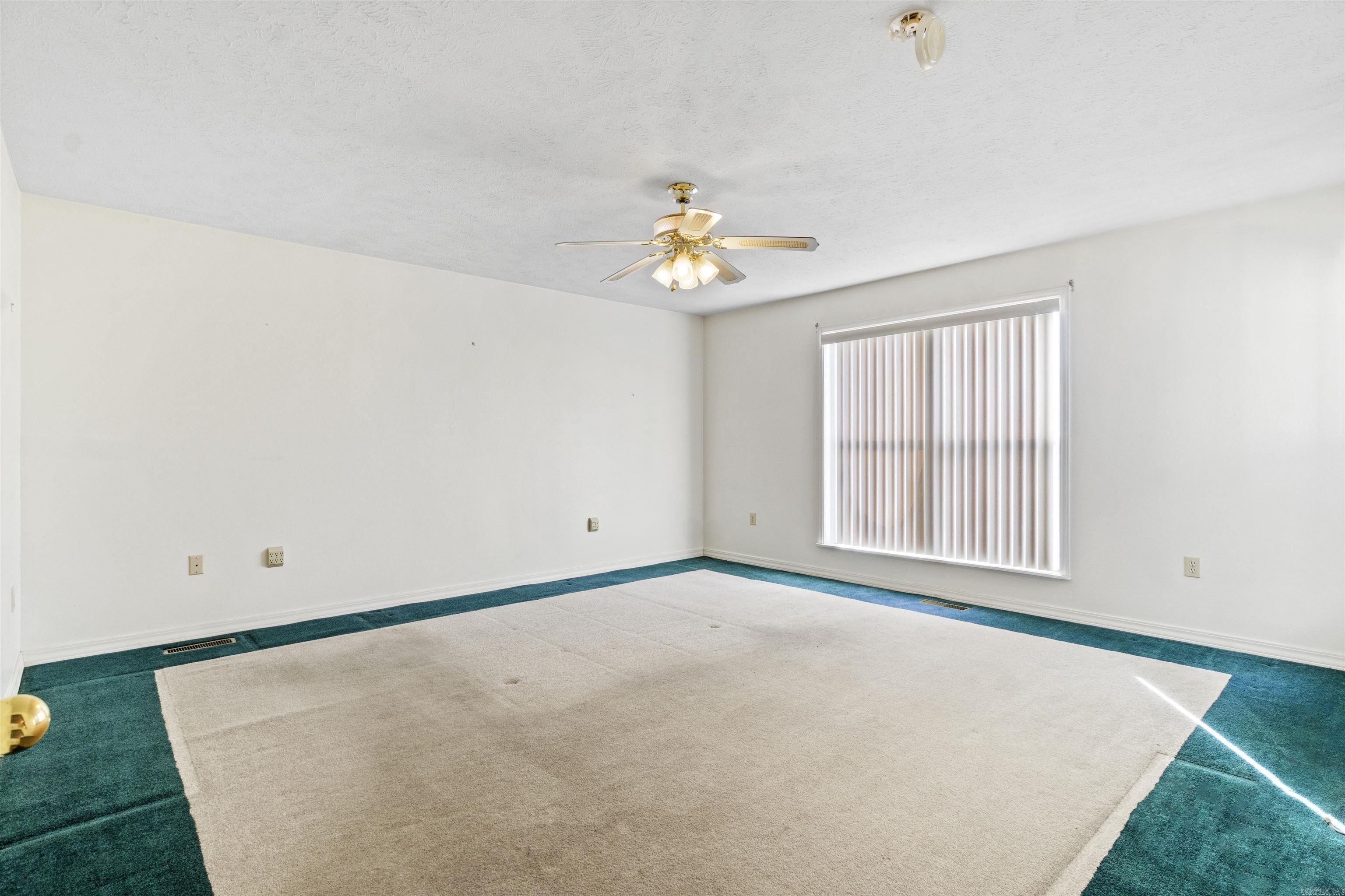 155 Jaybird Property Photo 9