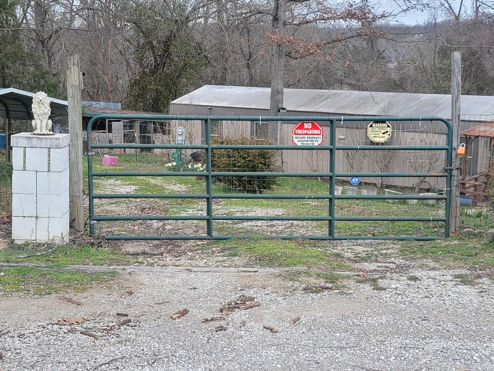 13082 Douglas Circle Property Photo 2