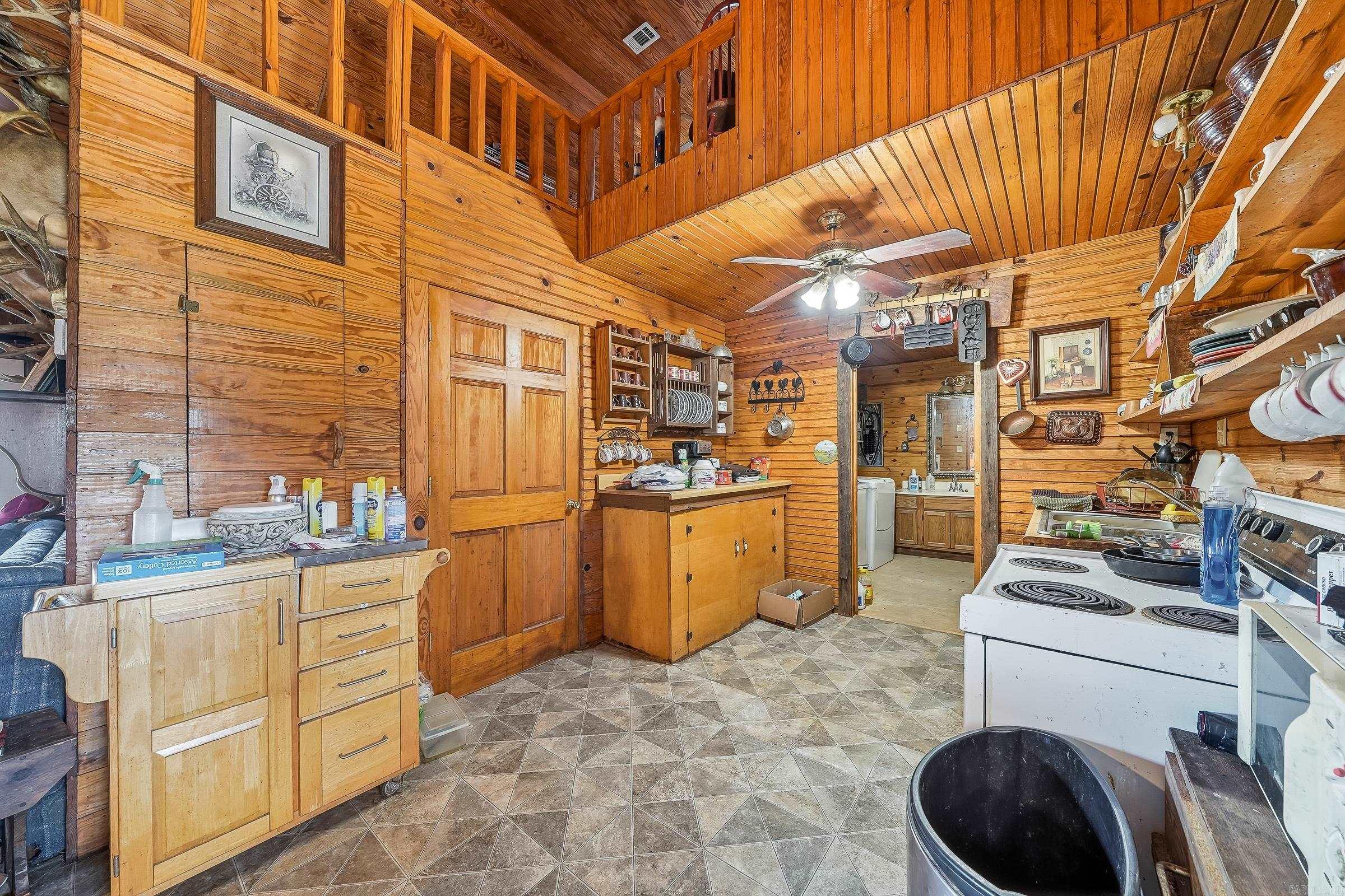 419 Hmb Road Property Photo 14