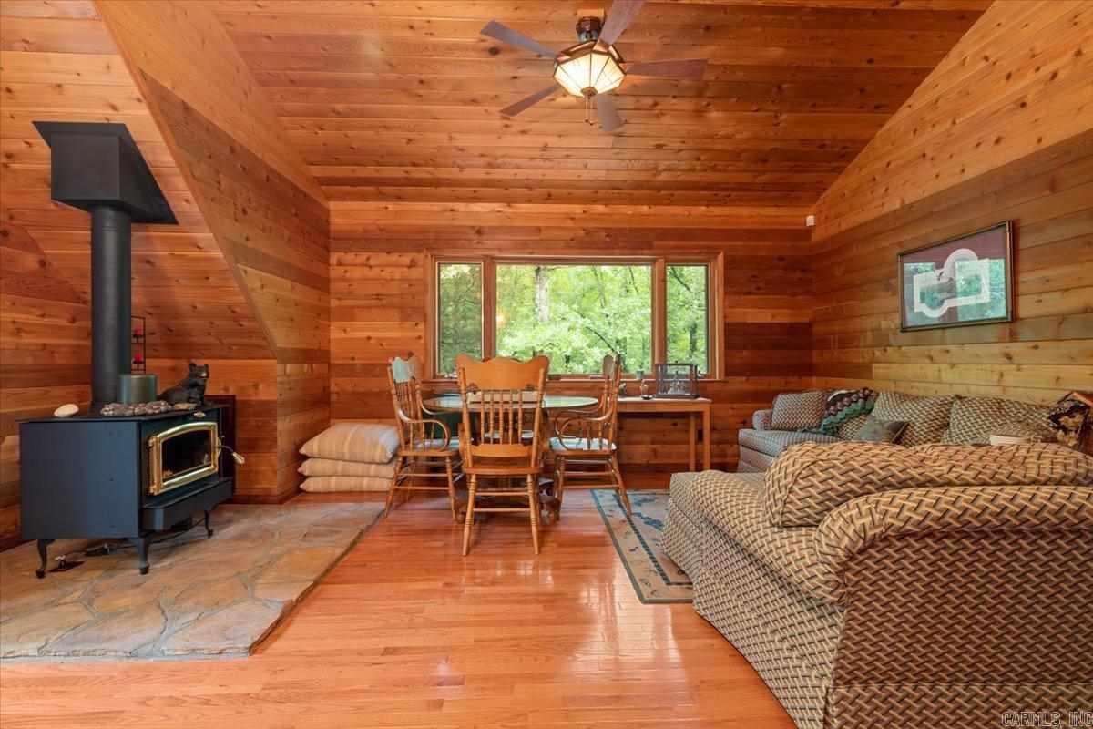 100 Trout Way Property Photo 31