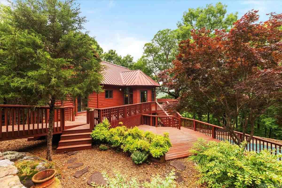 100 Trout Way Property Photo 37