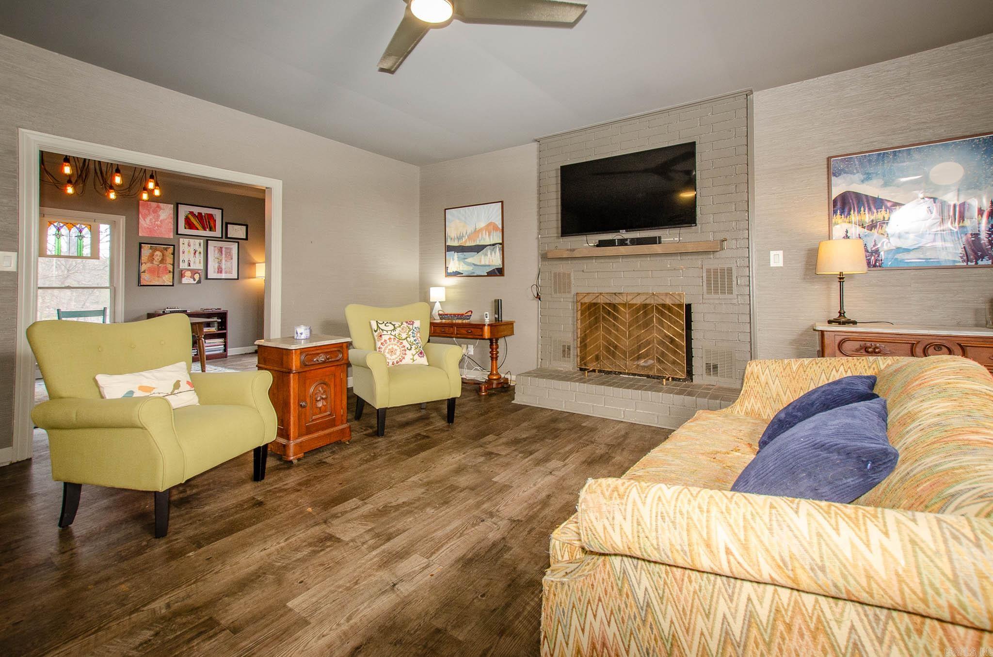 602 Arrowhead Drive Property Photo 4